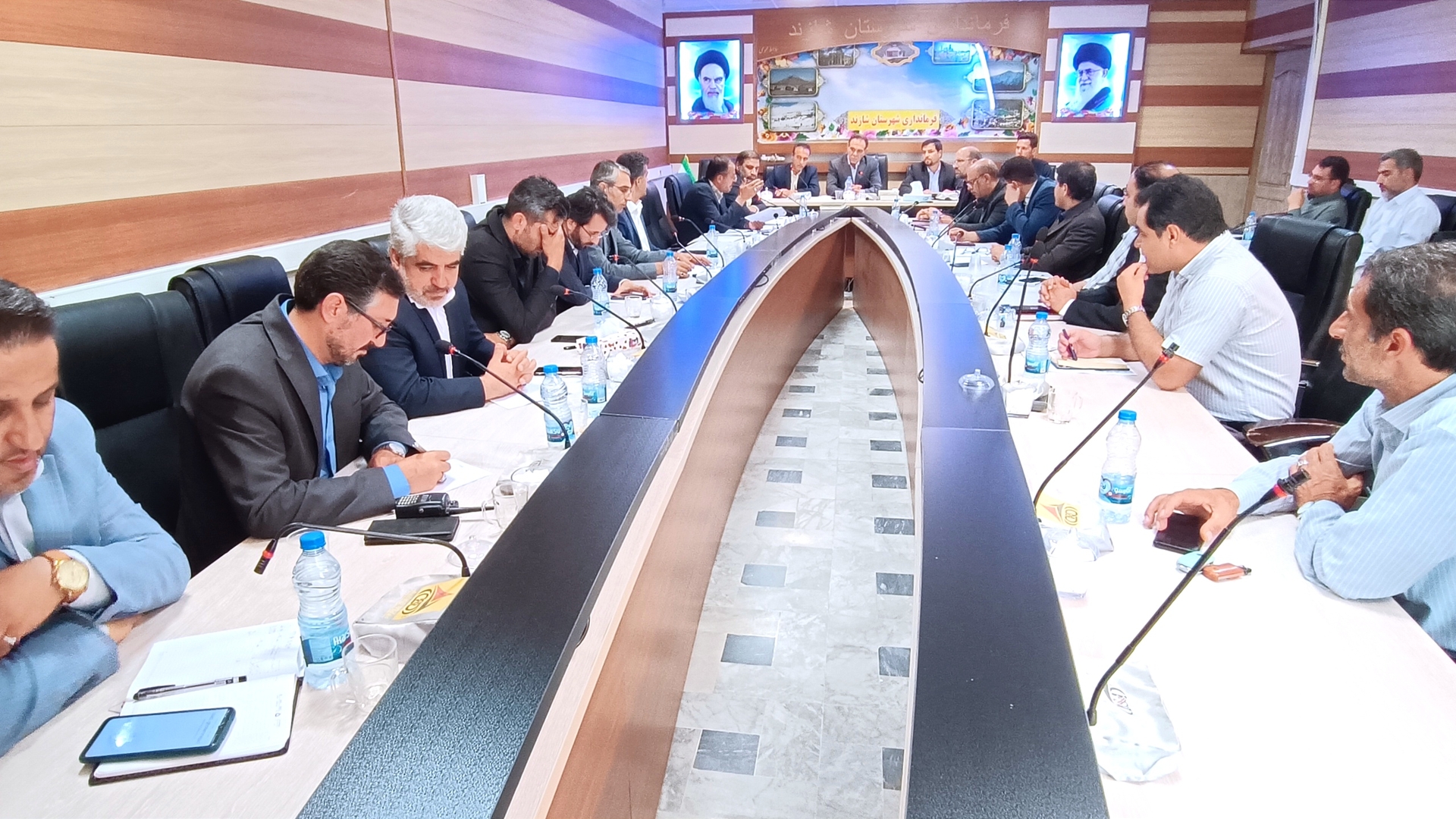 برگزاری جلسه شورای مسکن شهرستان شازند.