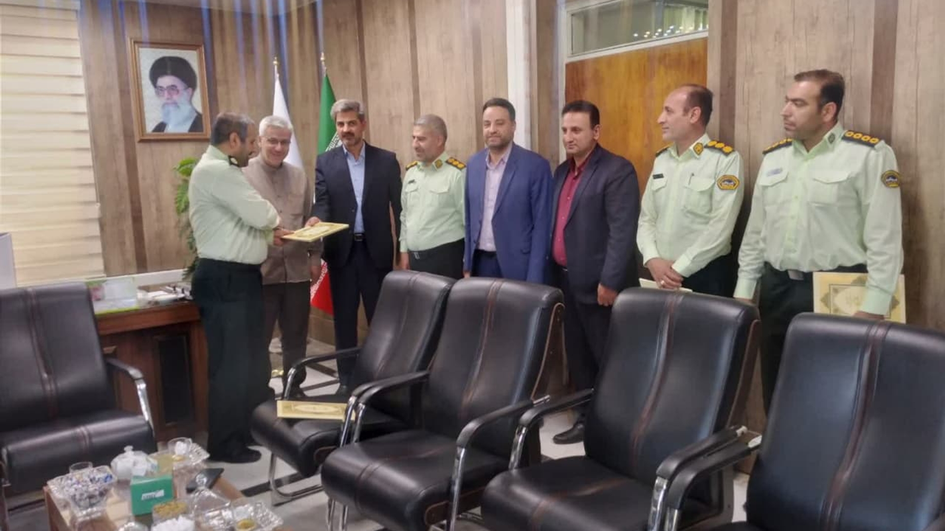 نشست مدیر عامل شرکت توزیع برق استان با فرماندار شهرستان خمین برگزار شد