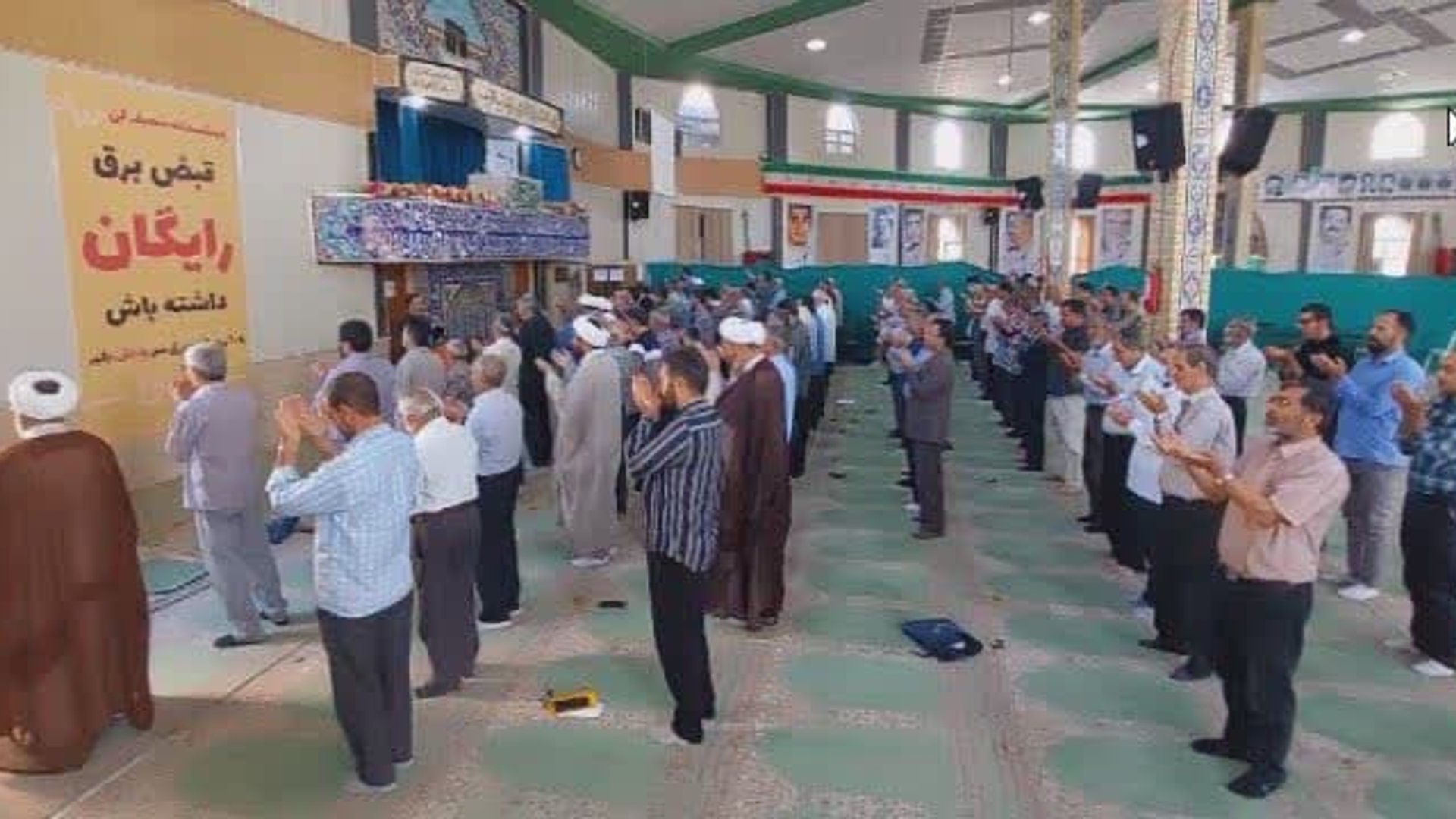 نماز عید قربان به امامت حجت‌الاسلام اجرایی امام جمعه شهرستان تفرش در مصلی ولایت برگزار شد.