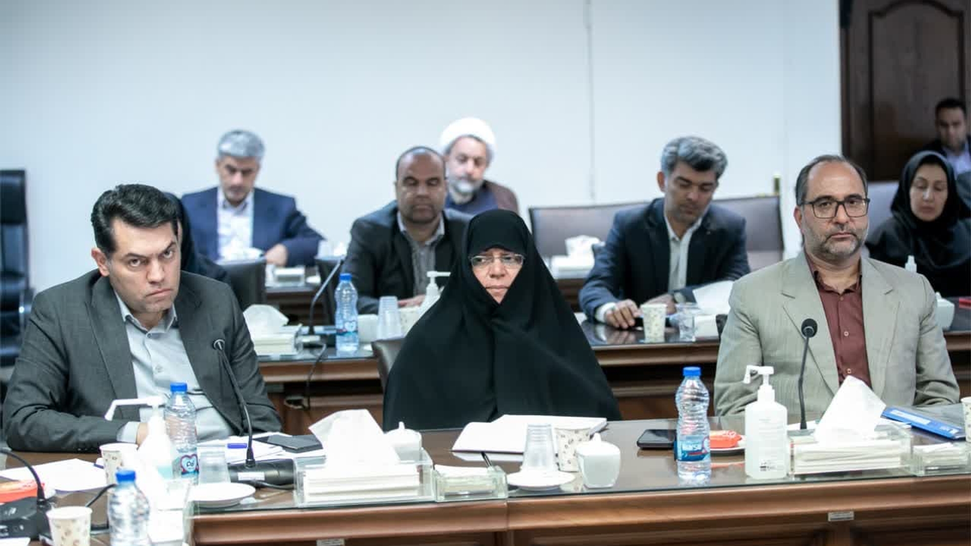 حضور سرکارخانم مفتح زاده مدیر کل دفترامور بانوان استانداری درنشست کارگروه تخصصی اموراجتماعی،فرهنگی ،سلامت زنان و خانواده استانداری  مرکزی که به ریاست استاندار و باحضورمعاون سیاسی،امنیتی و اجتماعی  استاندار،مدیران و اعضای مربوطه برگزارشد  .  ١٠-٠٤-١٤٠٢