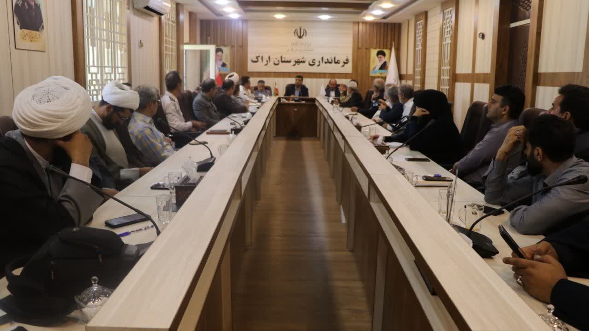 جلسهٔ هماهنگی و برنامه‌ریزی هیئتهای مذهبی شهرستان اراک در ایام محرم در روز شنبه ۱۰ تیرماه ۱۴۰۲ به ریاست هادی  فرماندار شهرستان اراک