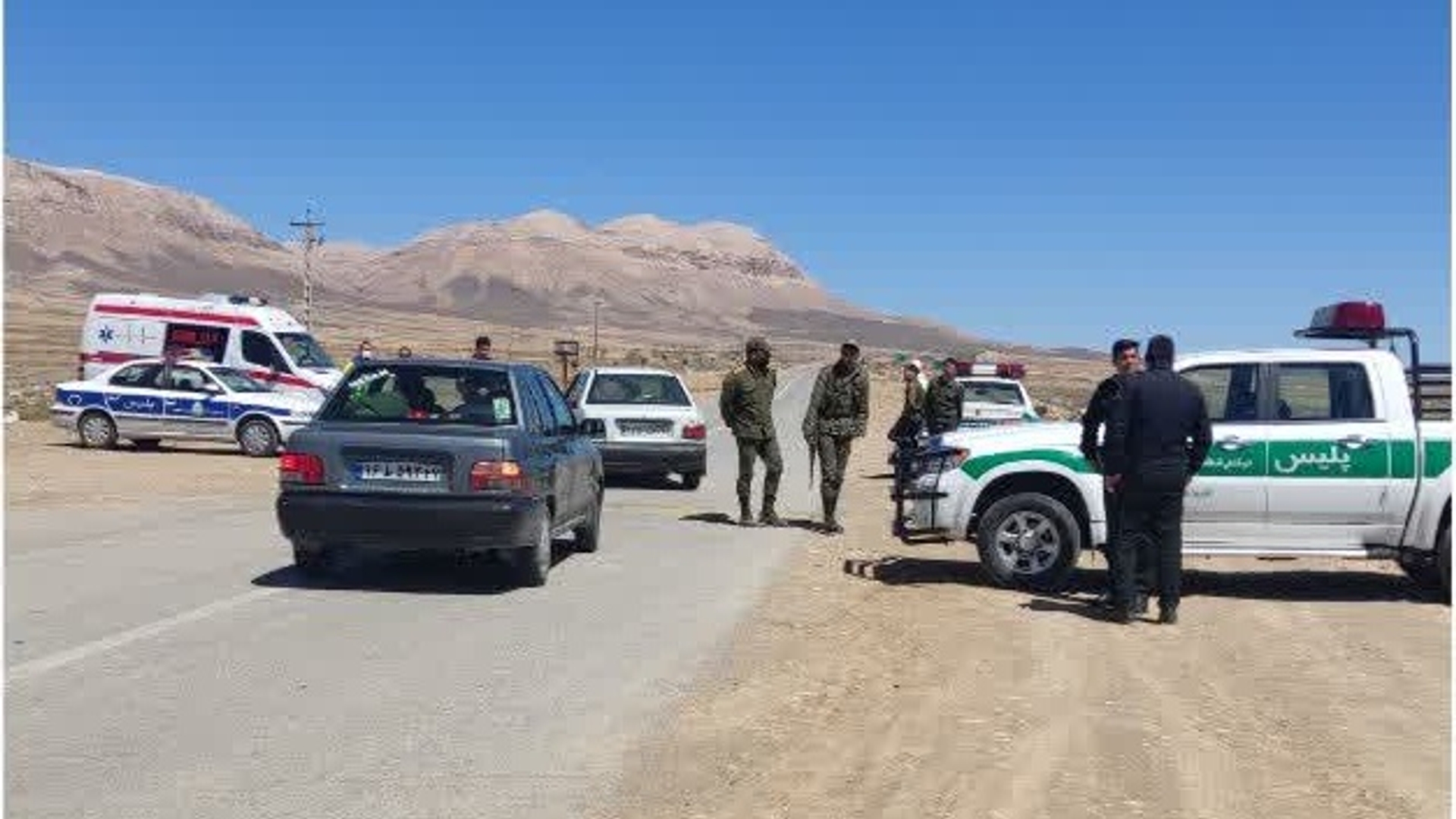 بازدید فرماندار از اکیپ های انتظامی و امدادی مستقر در محورهای مواصلاتی شهرستان