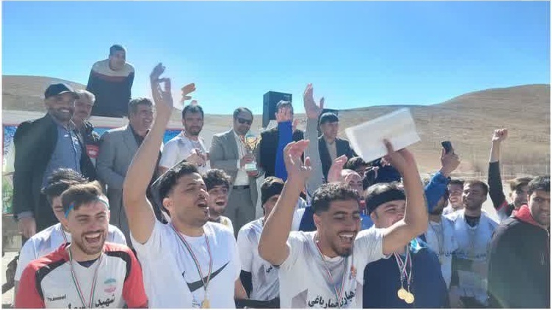 فینال مسابقات فوتبال جام نوروزی بهار قرآن در روستای چهرقان برگزار گردید