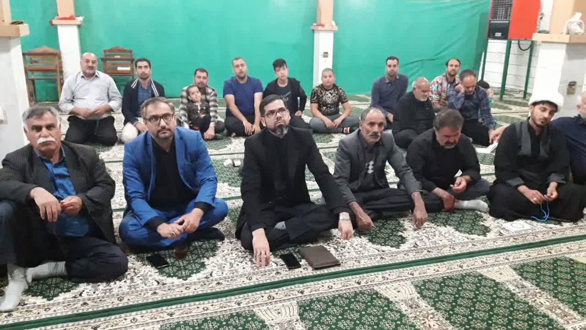 حضور فرماندار ، امام جمعه و بخشدار میلاجرد در مراسم احیای شب قدر روستای سوران