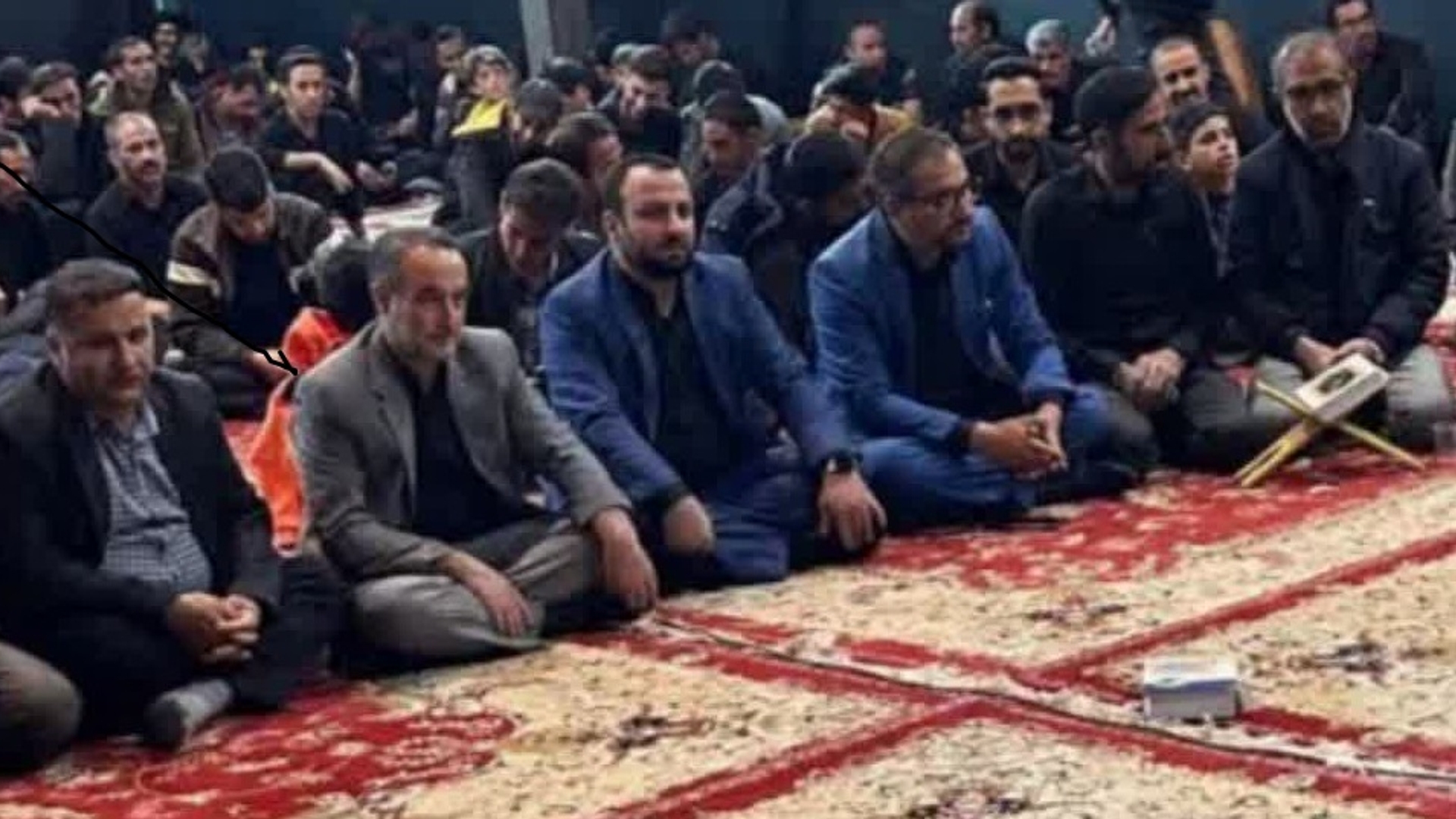 حضور فرماندار، معاون برنامه ریزی فرمانداری و بخشدار مرکزی شهرستان کمیجان در مراسم احیای شب قدر