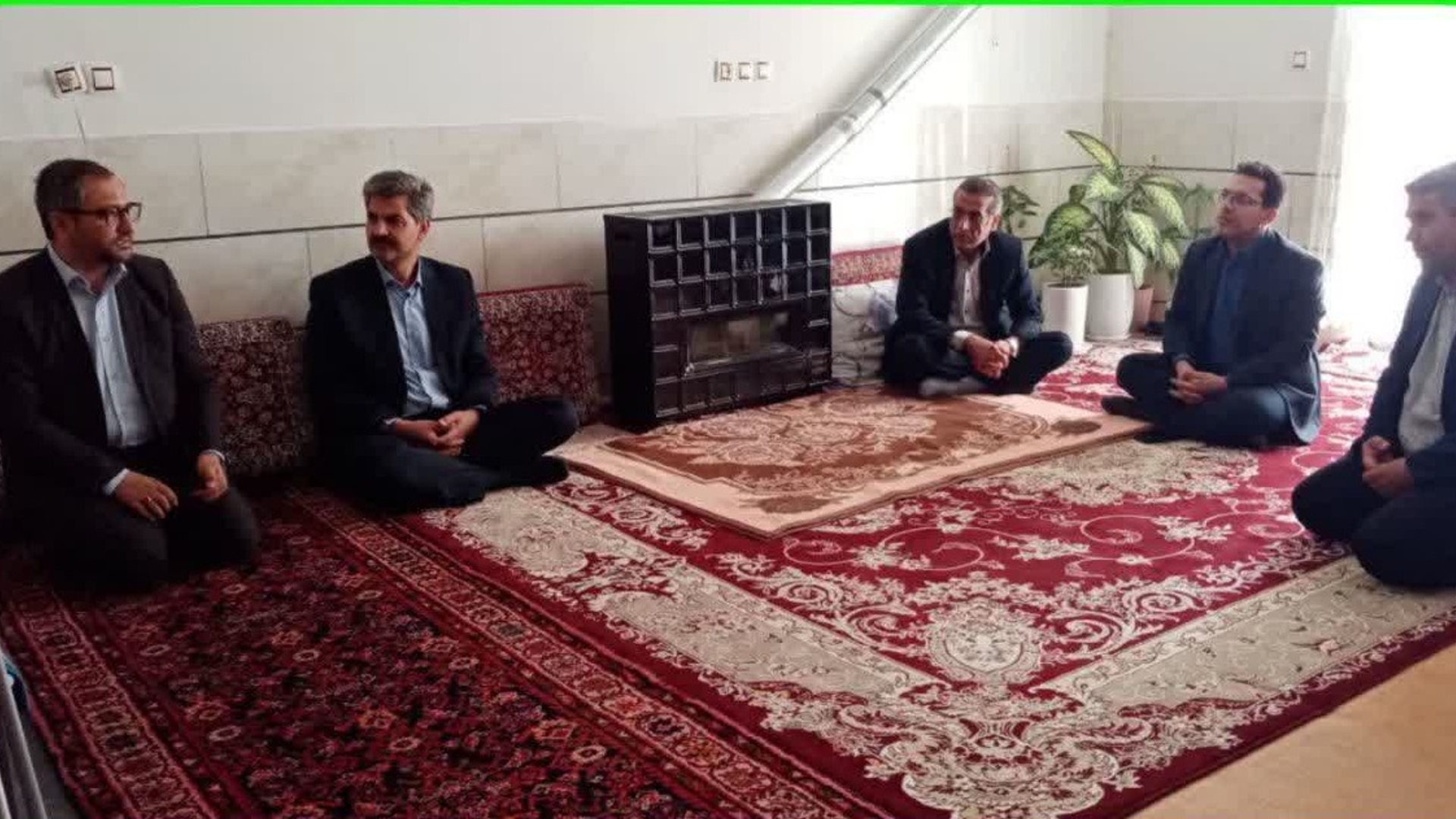 🔷همزمان با بیست و هشتمین  روز از ماه مبارک رمضان ، حضور مهندس محمودی مدیرعامل توزیع برق  استان مرکزی و معاونین در شهرستان کمیجان