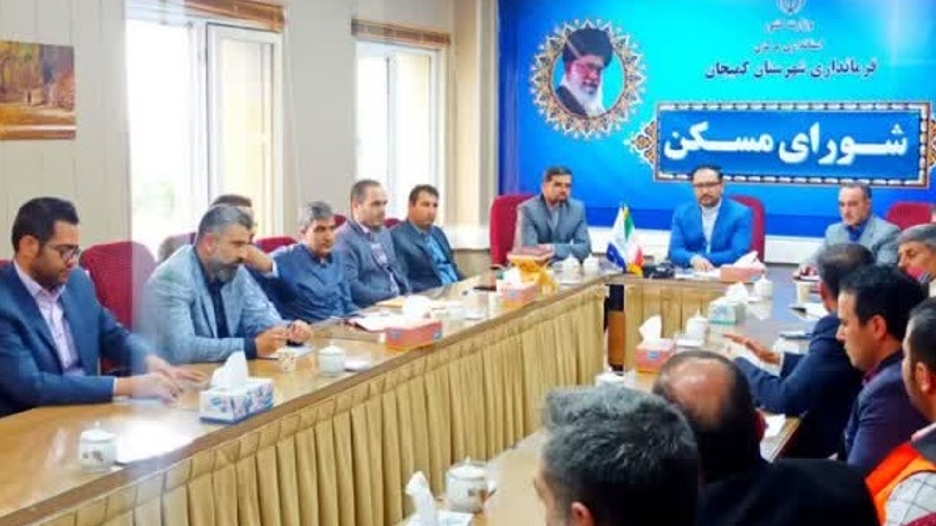 جلسه شورای مسکن شهرستان کمیجان به ریاست ابراهیم رستمی فرماندار و با حضور سایر اعضا در محل سالن جلسات فرماندای برگزار گردید.