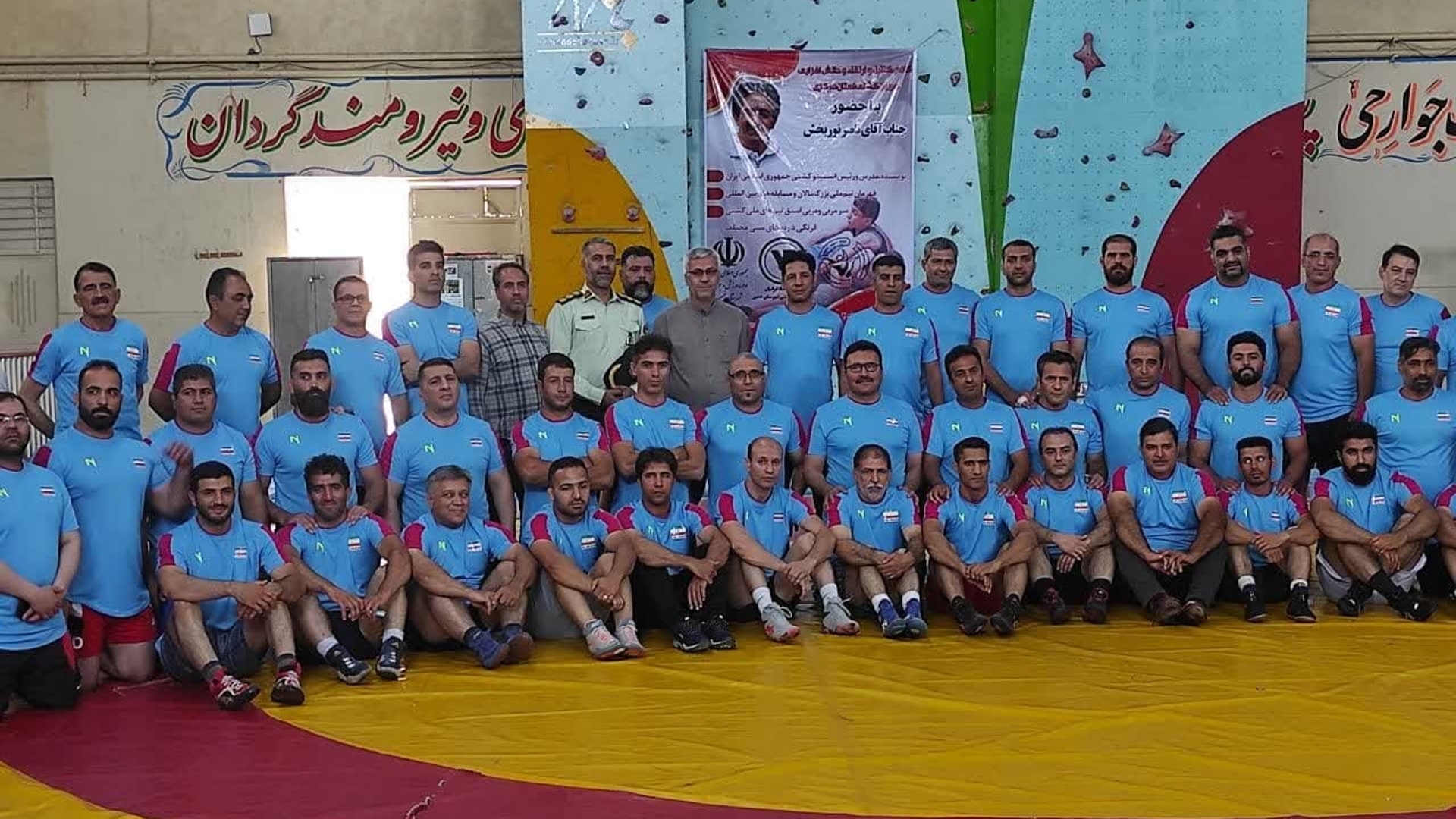 فرماندار از خانه کشتی جهان پهلوان تختی خمین بازدید کرد