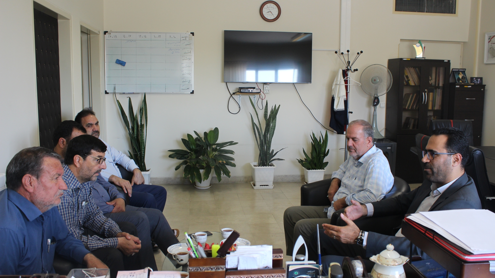 نشست با پیشکسوتان مجموعه سپاه استان