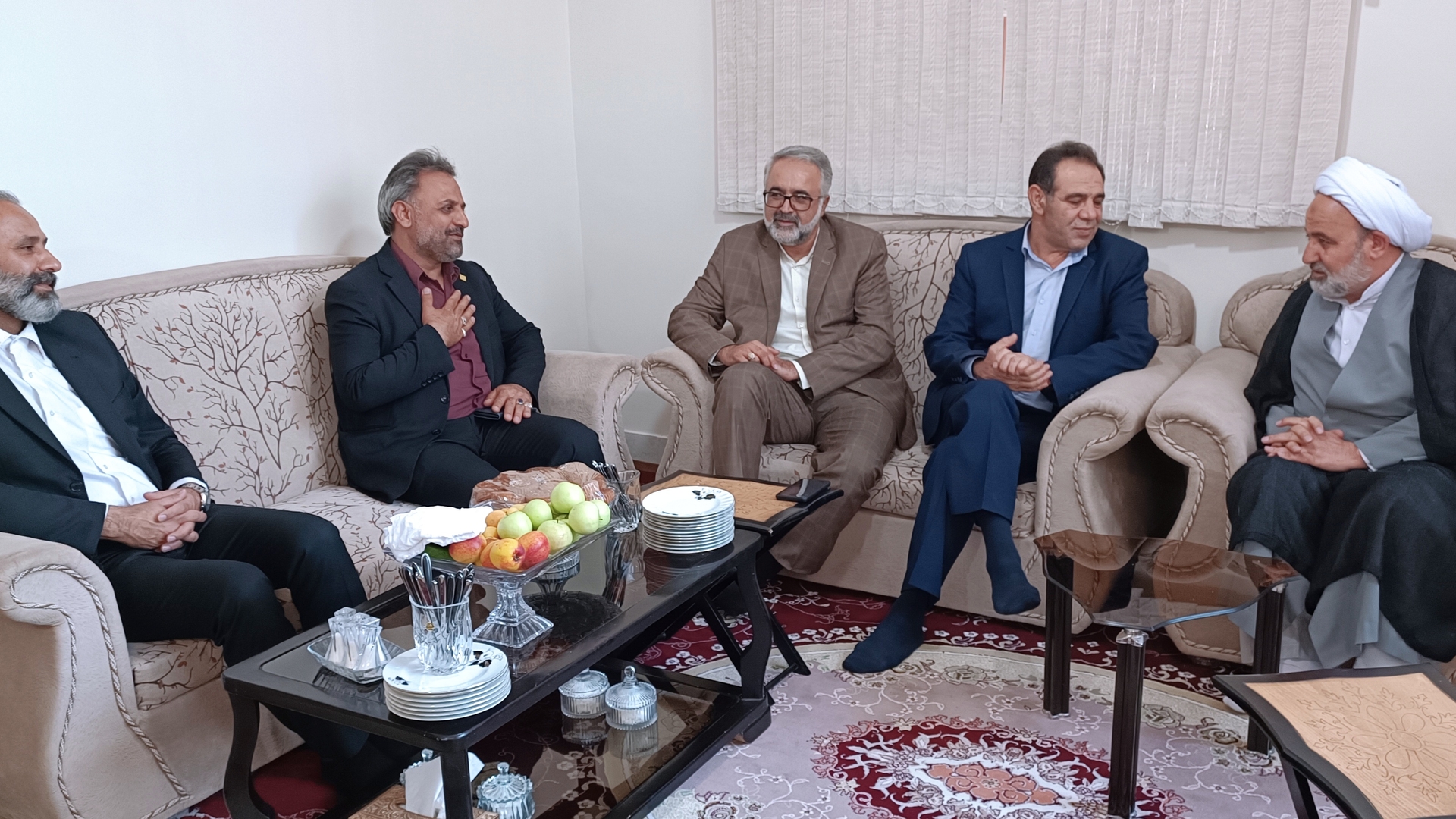 دیدار و نشست سرپرست فرمانداری شهرستان شازند با امام جمعه شهر آستانه