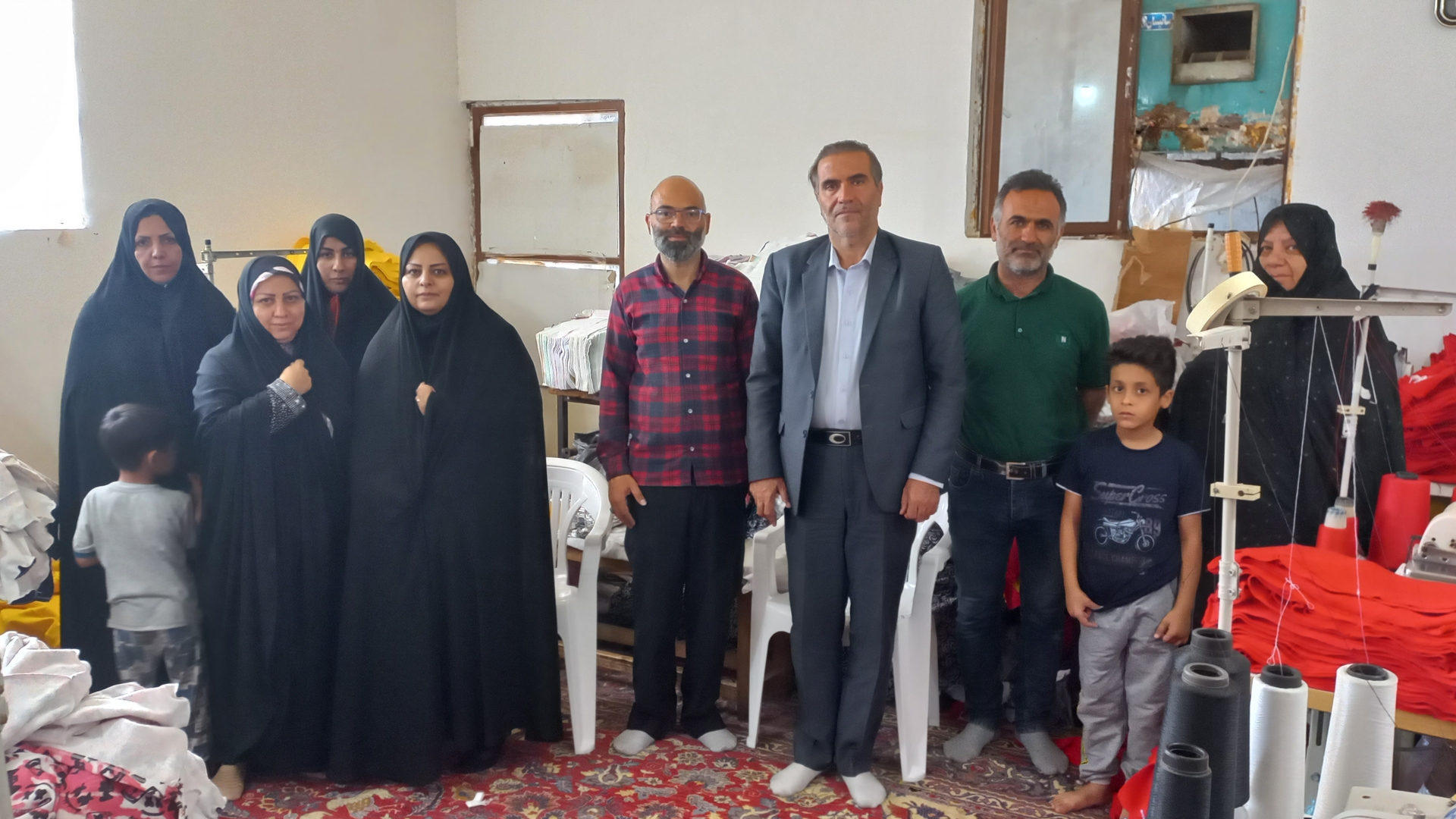 افتتاح کارگاه خیاطی با حضور جناب آقای شالیان مقدم بخشدار زاویه در روستای حکیم آباد بخش زاویه.