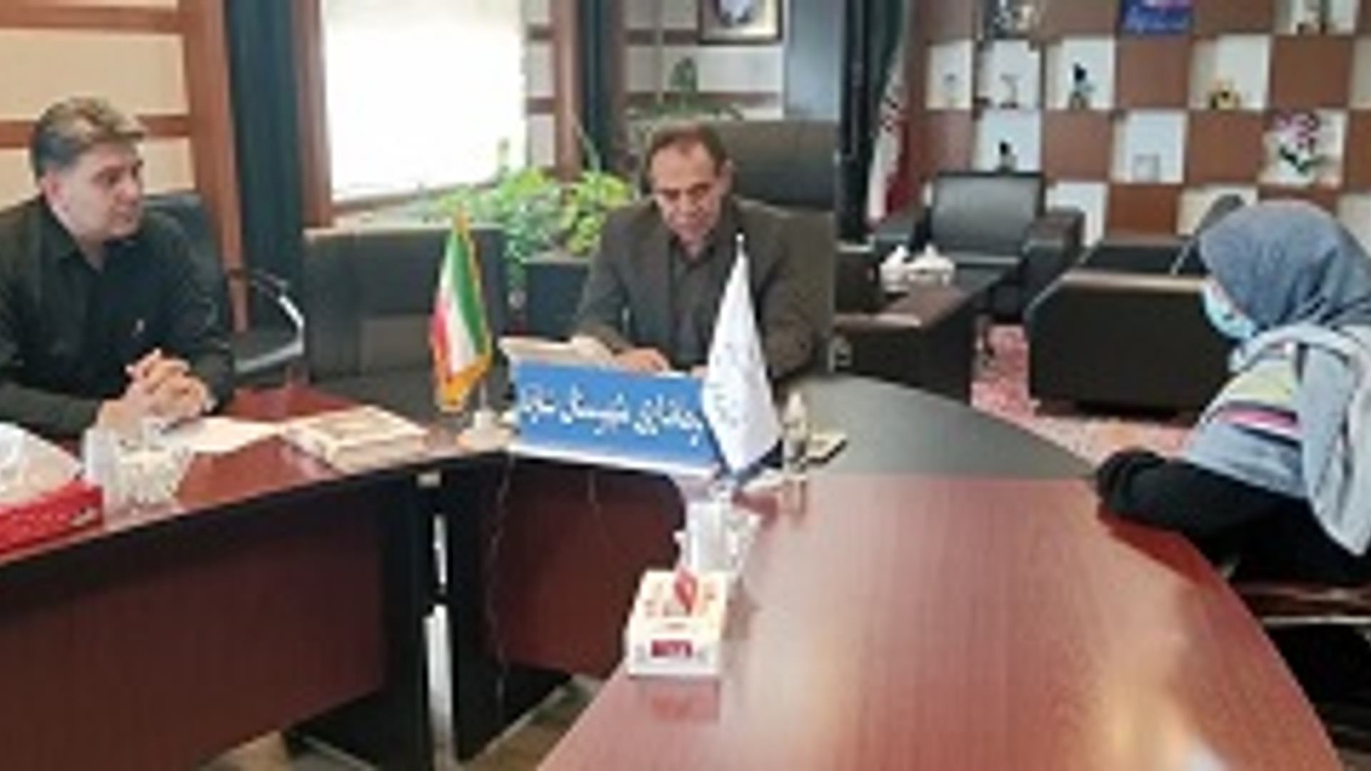 ملاقات مردمی پرندین سرپرست فرمانداری شهرستان شازند برگزار شد