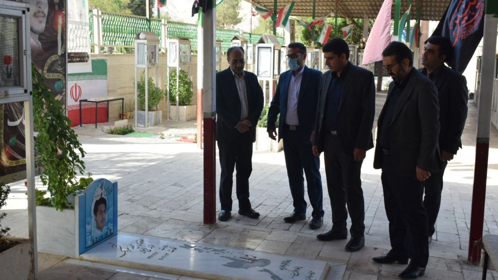 حضور در گلزار مطهر شهدا و تجدید میثاق با آرمان های شهدای والامقام