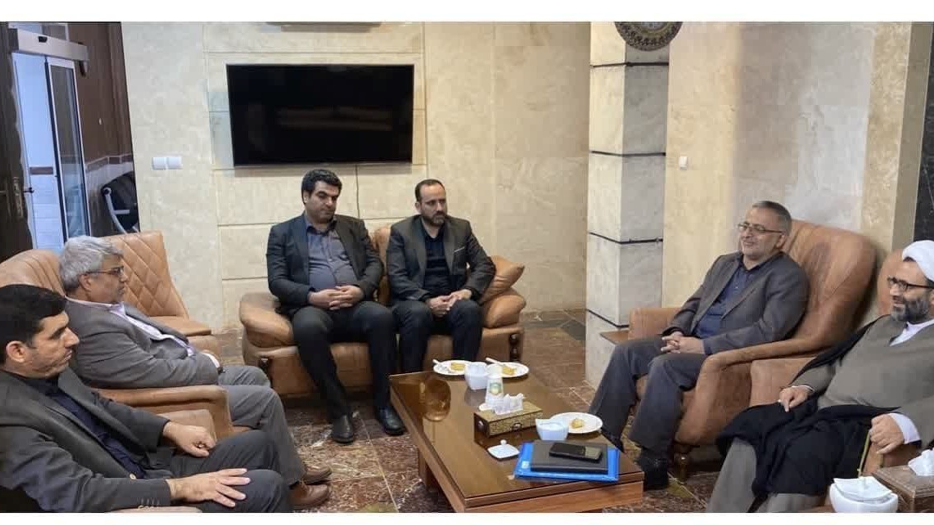 دیدار نماینده مردم محلات و دلیجان در مجلس و فرماندار دلیجان با سرپرست فرمانداری محلات