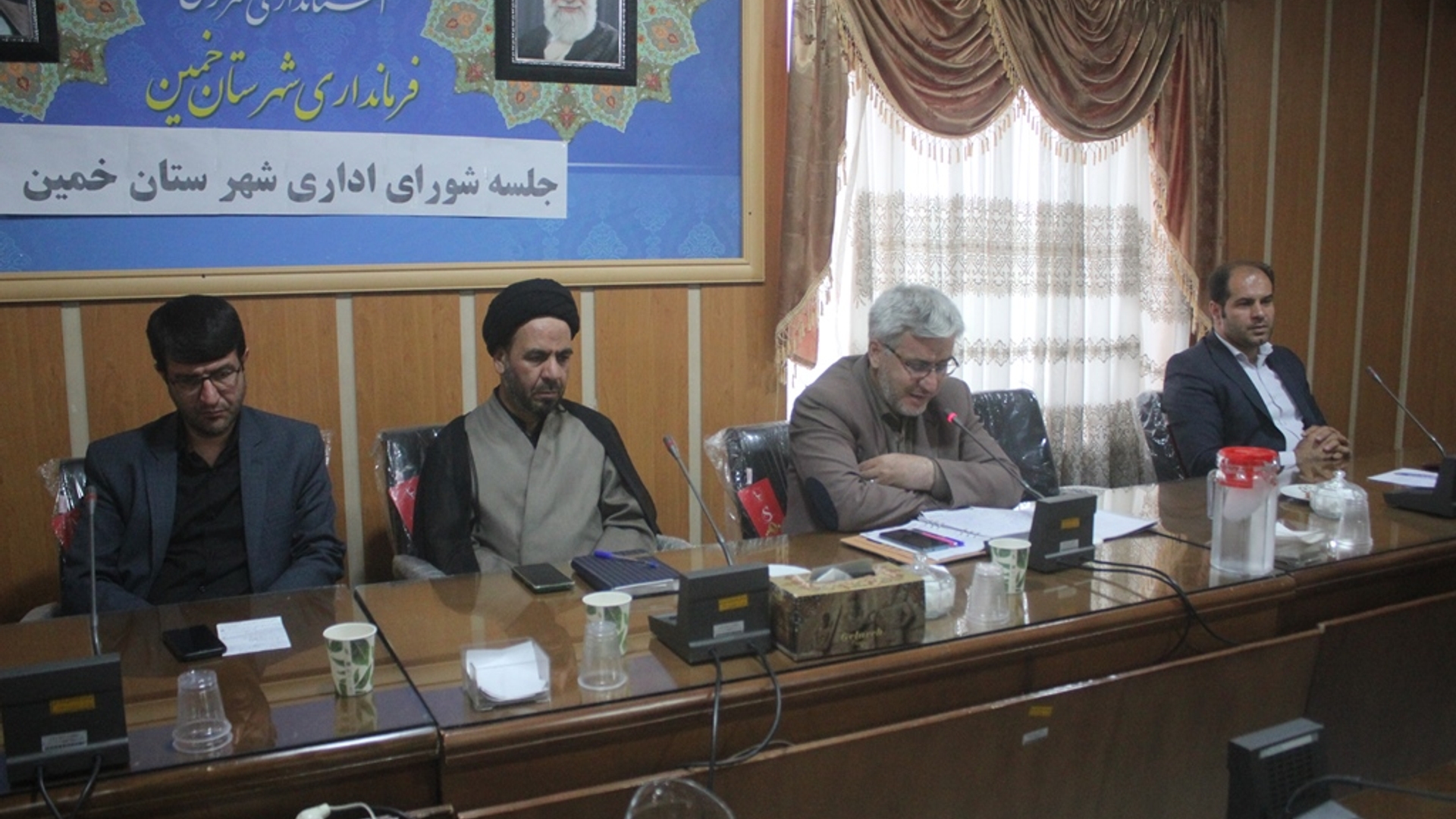 سومین جلسه شورای اداری شهرستان خمین در سال 1402 برگزار شد