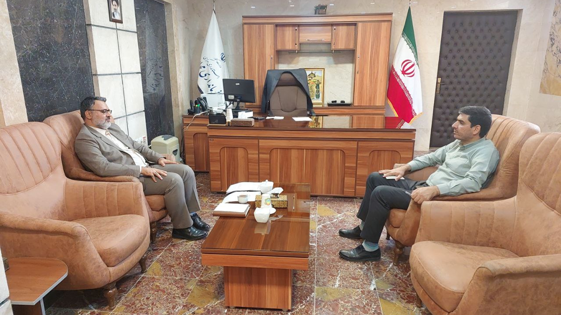 ارائه گزارش عملکرد توسط تعدادی از روسای ادارات به سرپرست فرمانداری شهرستان محلات