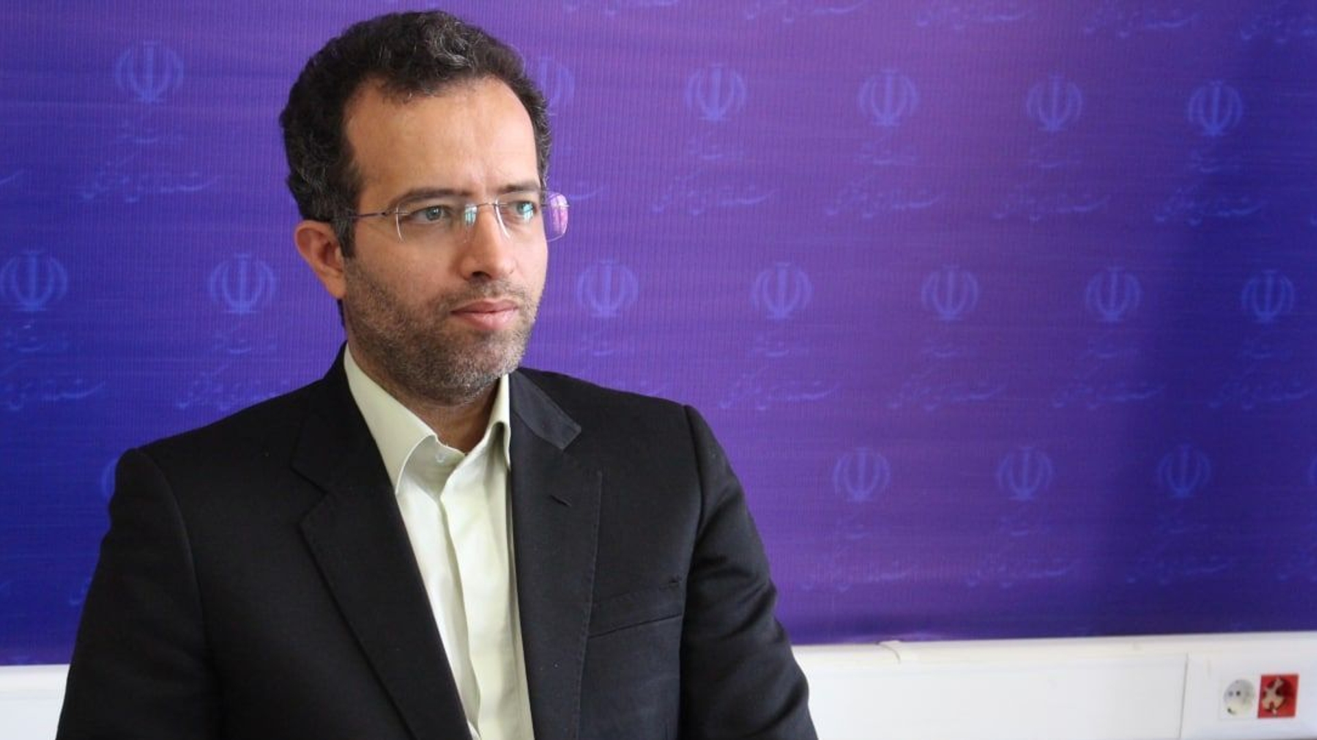 تکمیل و بهره برداری از ۱۰ پروژه احداث زمین چمن مصنوعی در روستاهای استان مرکزی در سال ۱۴۰۲