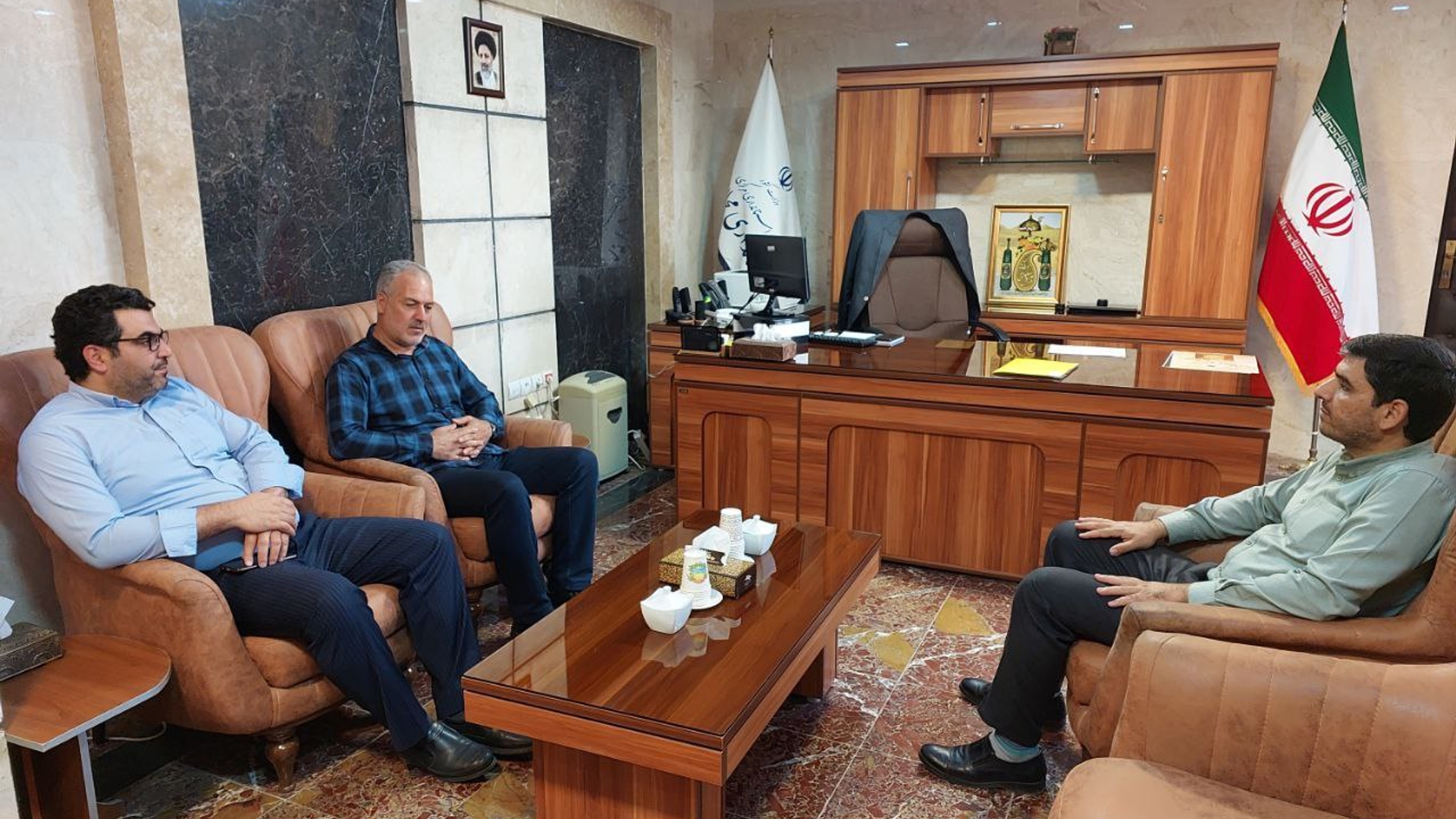 ارائه گزارش عملکرد توسط تعدادی از روسای ادارات