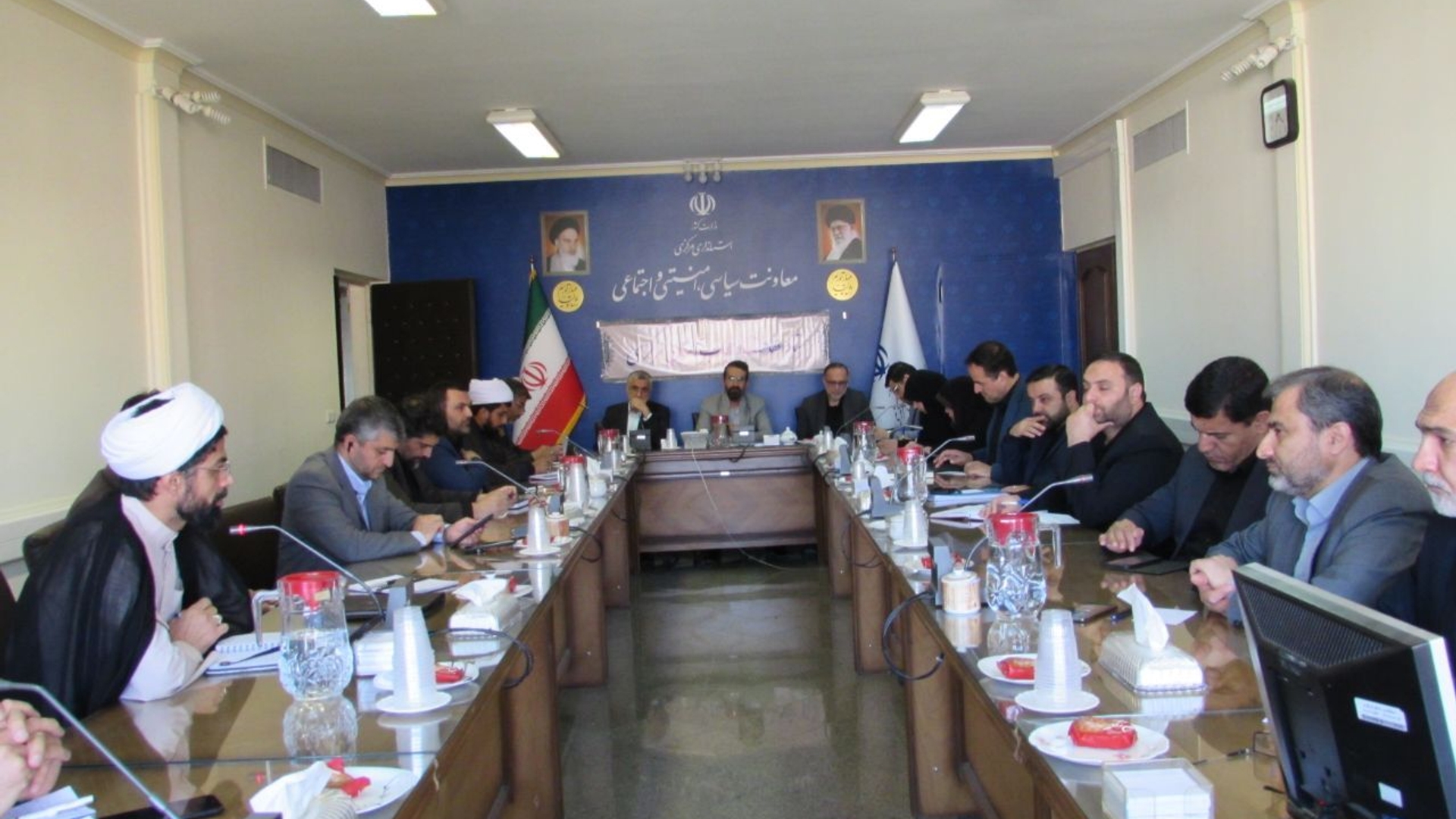 جلسه ستاد عفاف و حجاب استان  مرکزی برگزار شد