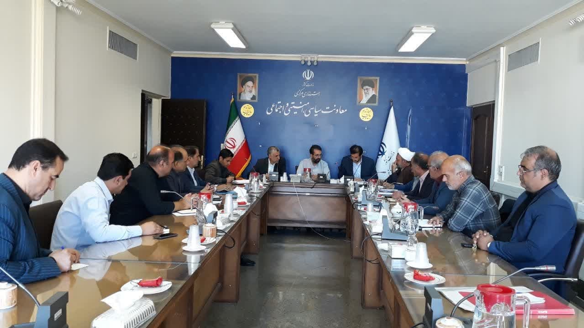 نشست هفته فرهنگی شهرستان آشتیان