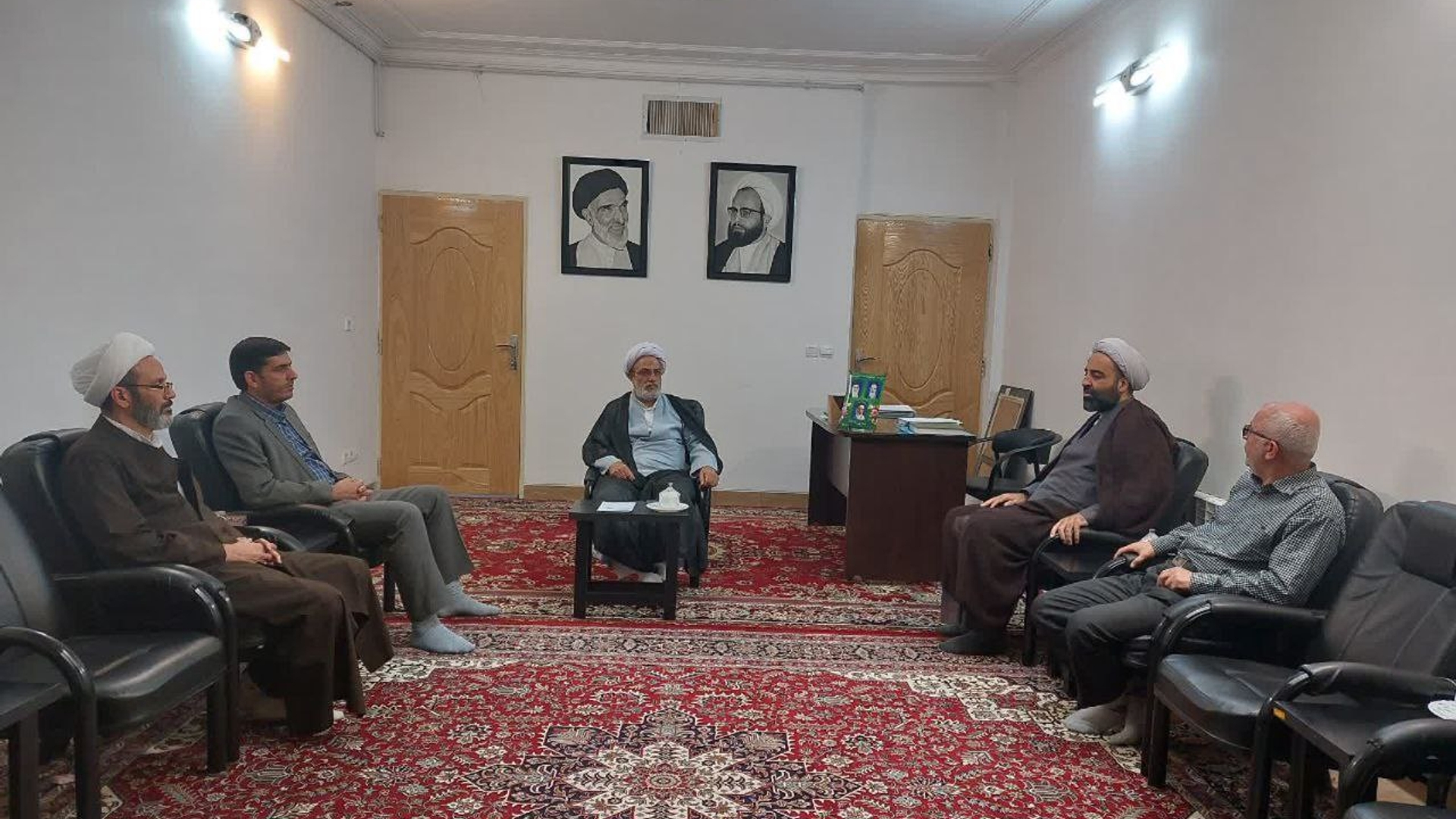 دیدار مدیر نمایندگی شورای سیاستگذاری ائمه جمعه استان مرکزی با سرپرست فرمانداری شهرستان محلات