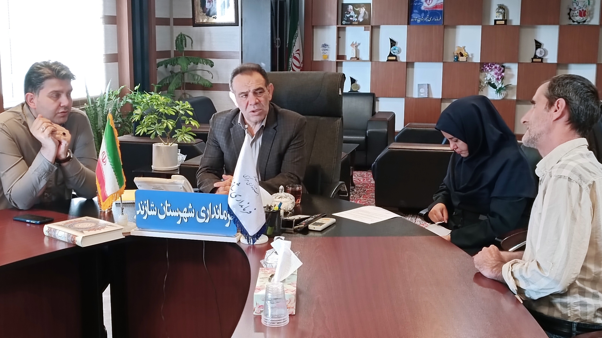 ملاقات مردمی سرپرست فرمانداری شهرستان شازند روز دوشنبه برگزار شد