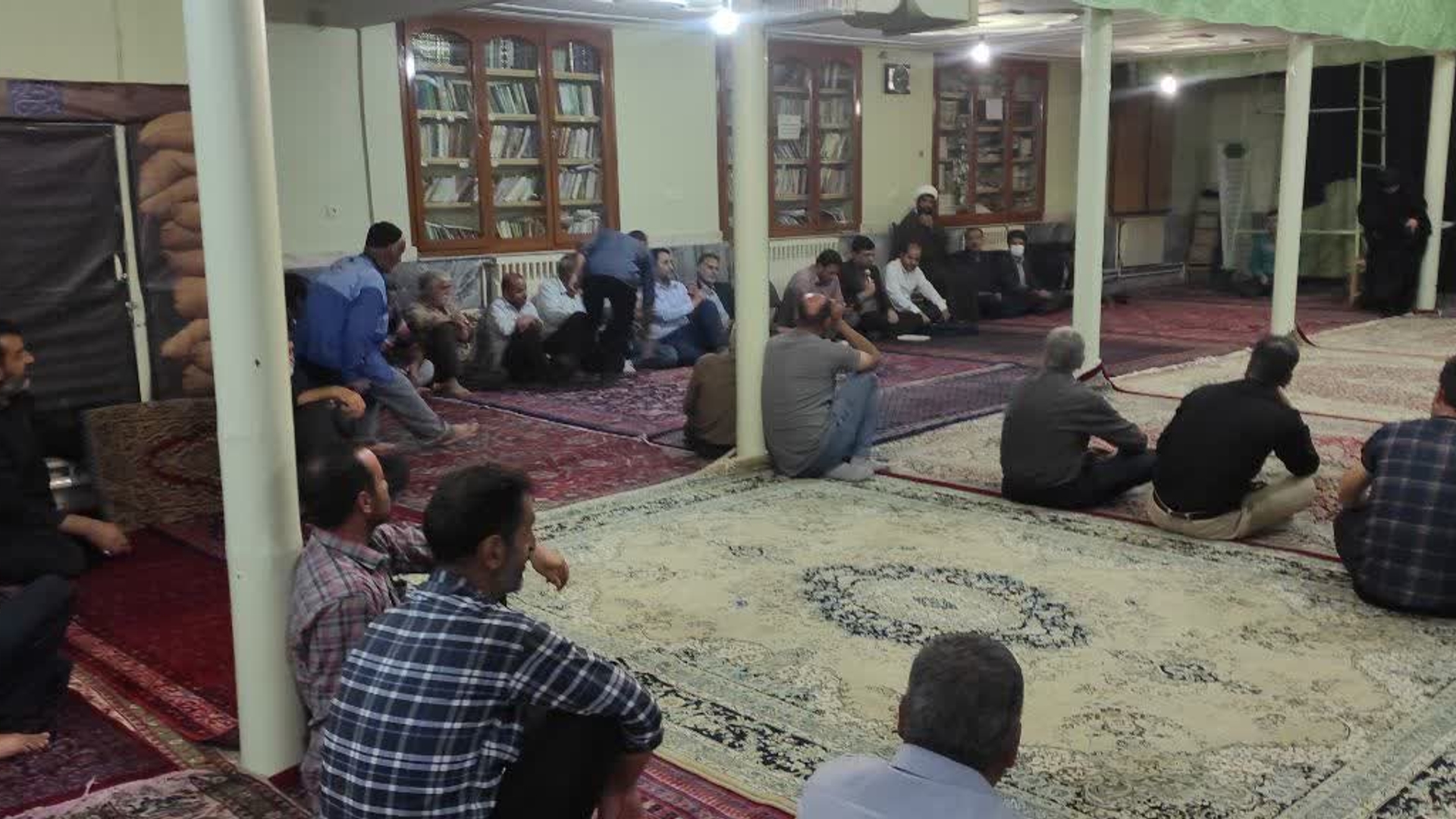 بازدید فرماندار شهرستان به همراه جمعی از مديران دستگاه‌های اجرایی شهرستان از روستای قاسم آباد