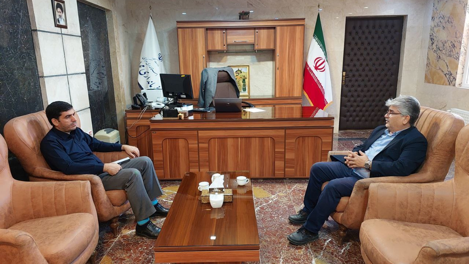 برخی از روسای ادارات شهرستان محلات گزارش عملکرد خود را به سرپرست فرمانداری ارائه کردند.