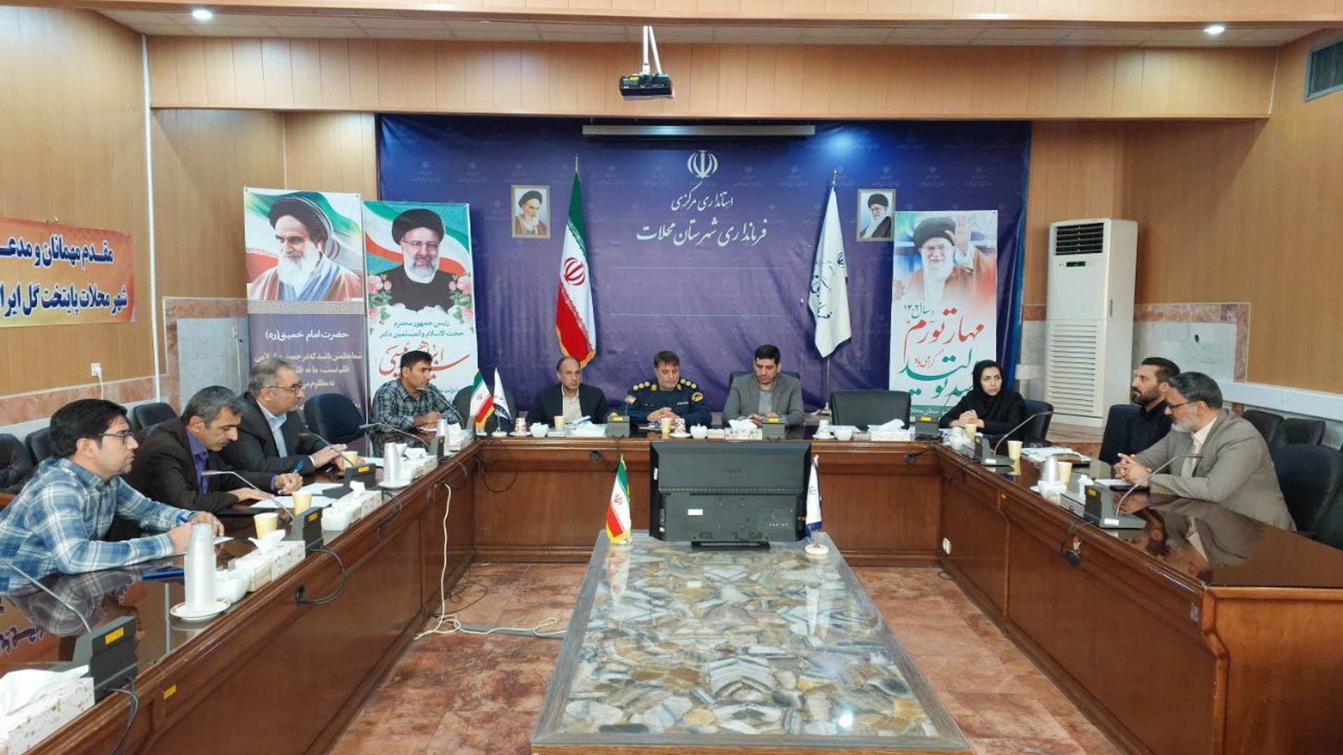 جلسه مشترک کمیسیون امور کارگری و کمیسیون کنترل و ساماندهی اتباع و مهاجرین خارجی شهرستان محلات