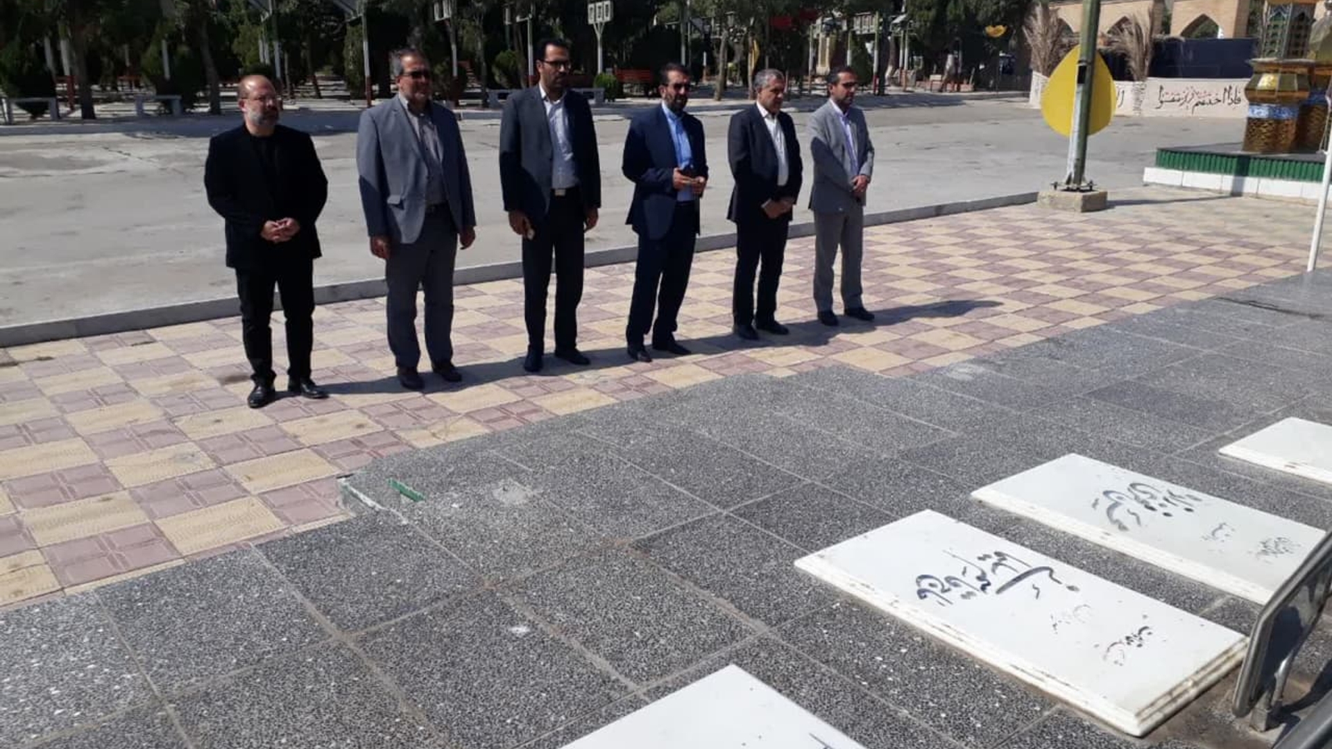 تجدید میثاق معاون سیاسی با شهدا