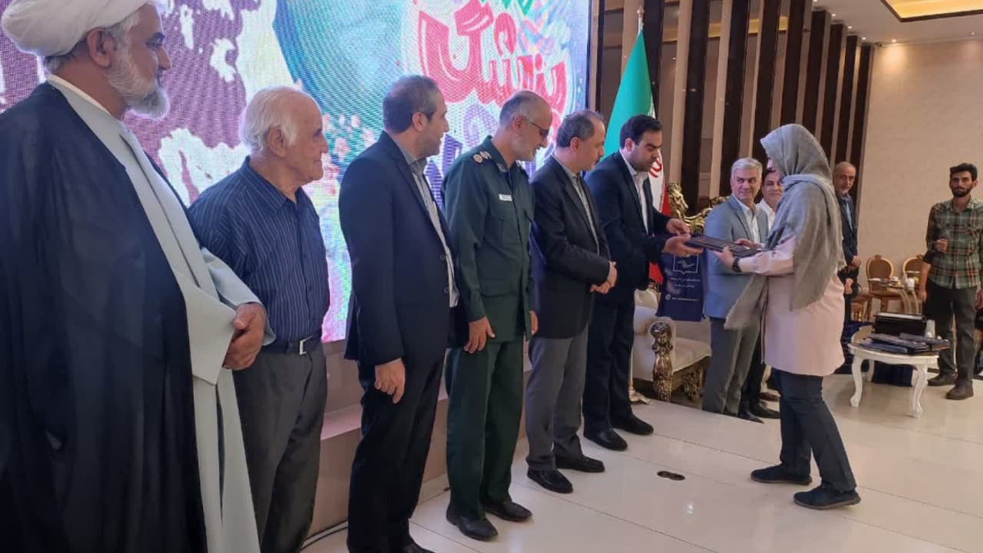 تجلیل و قدردانی از زحمات جامعه پزشکی شهرستان‌های ساوه و زرندیه