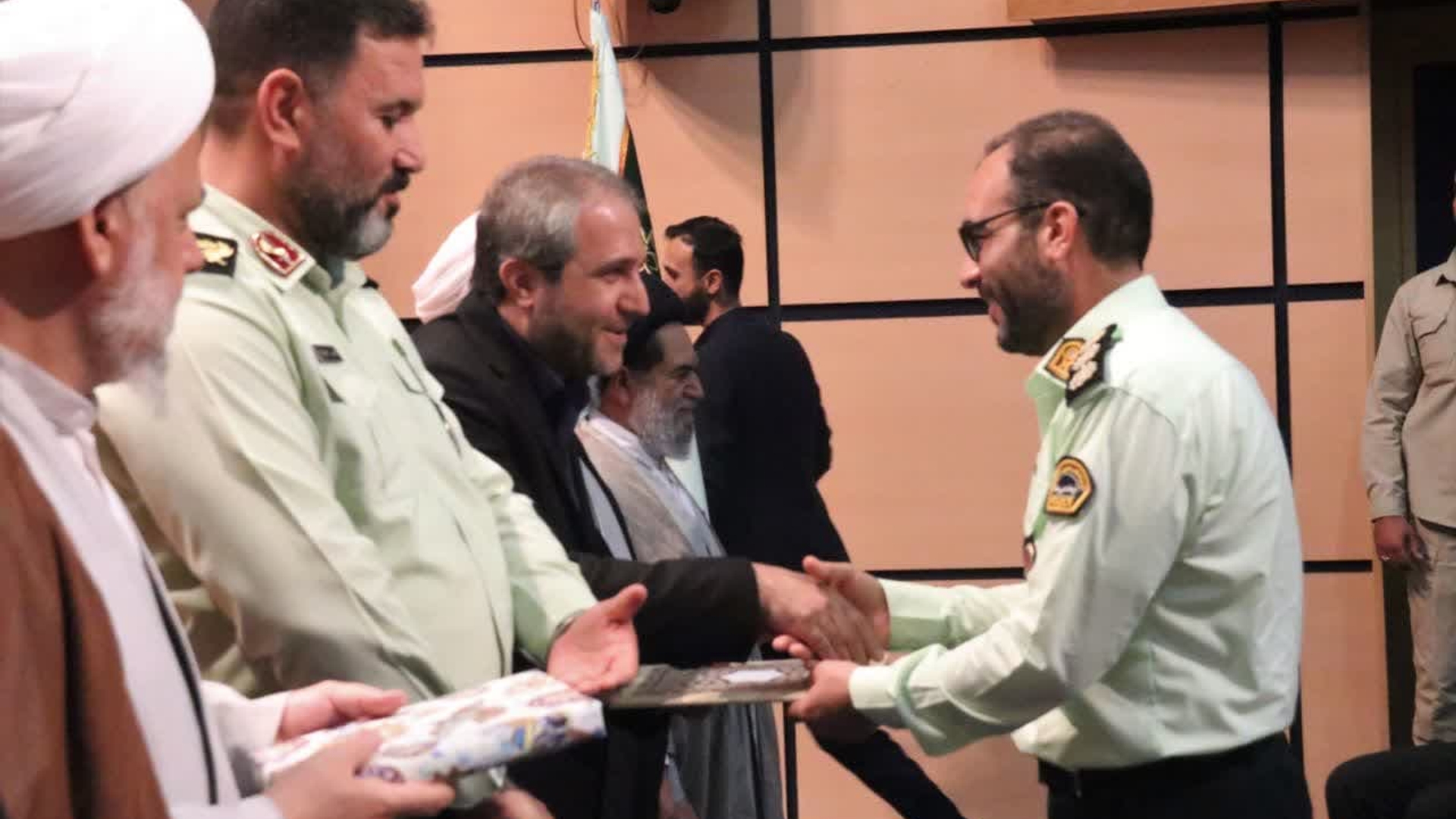 تکریم و معارفه فرمانده انتظامی شهرستان ساوه