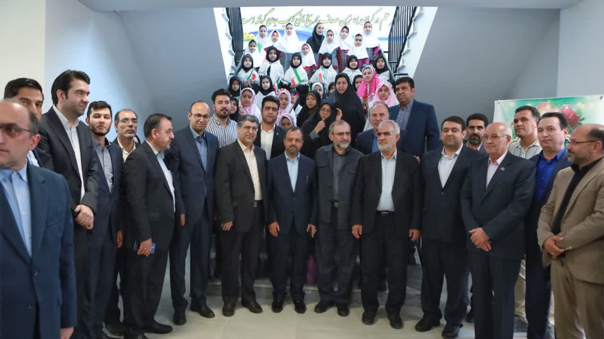 💠رشد تولید و مهار تورم فراگیرترین هدف‌گذاری اقتصادی کشور است- عملکرد موفق بانک مرکزی در کنترل نقدینگی