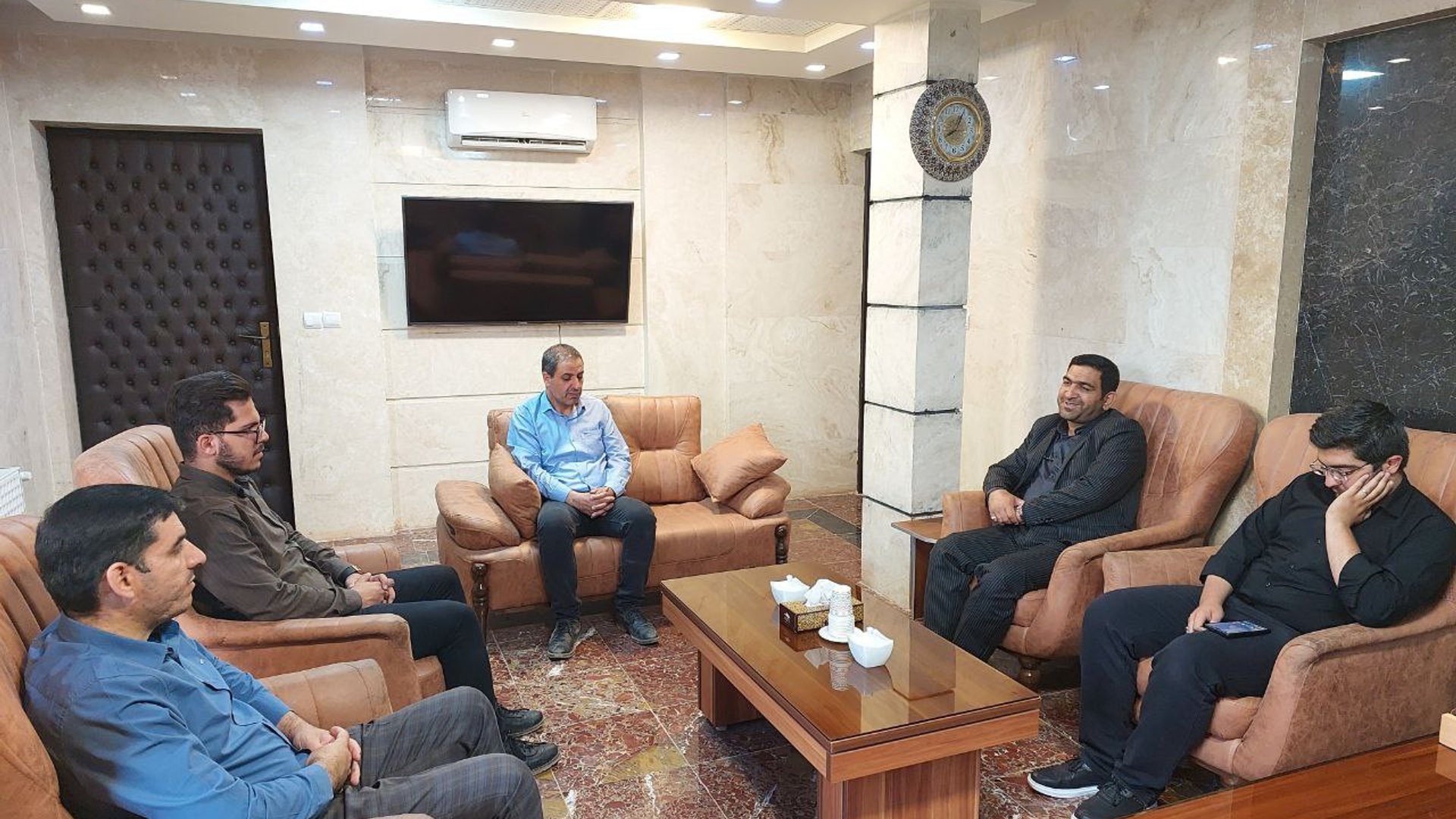 دیدار فرمانده بسیج دانشجویی شهرستان محلات با سرپرست فرمانداری