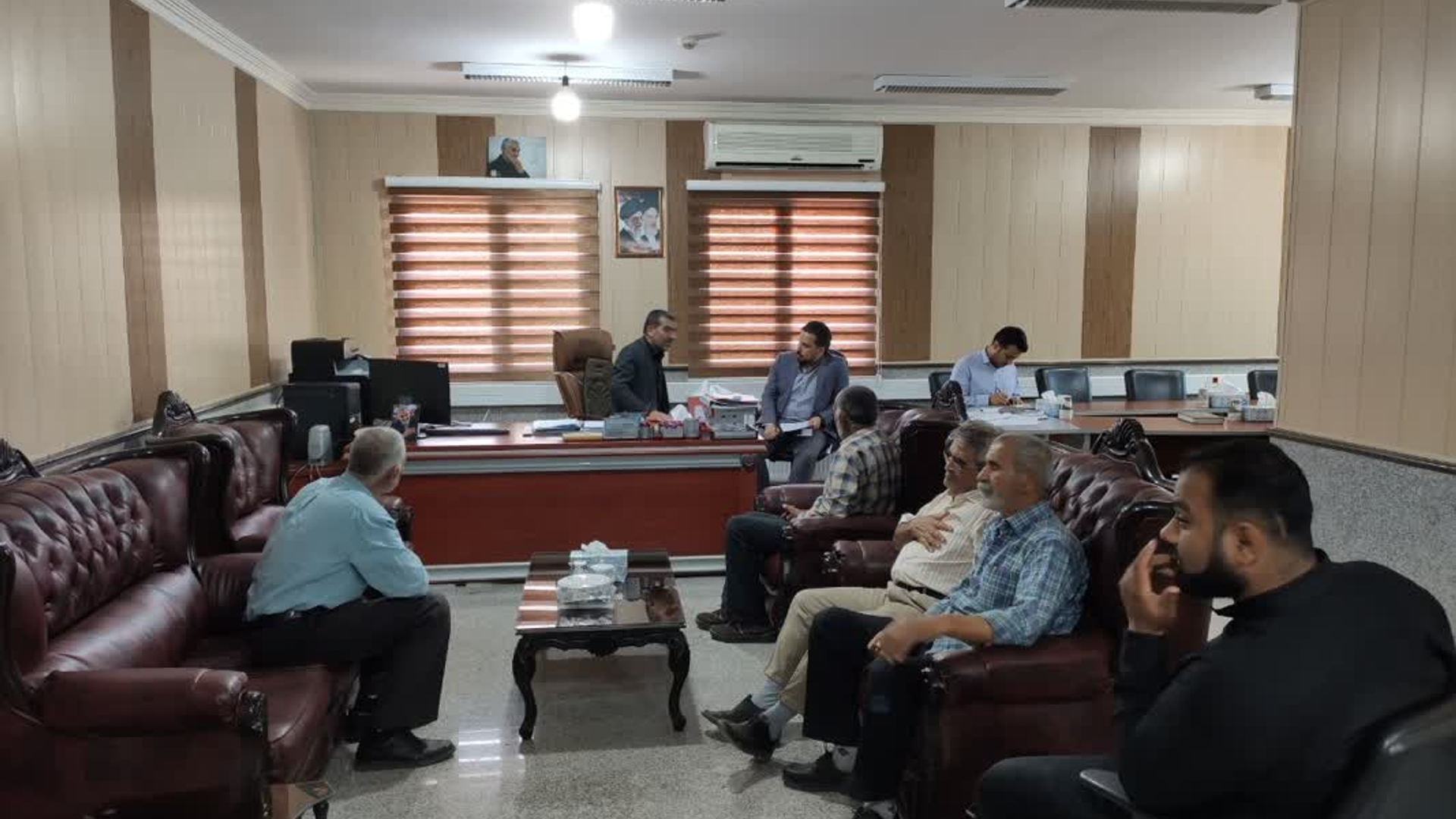 دیدار مردمی فرماندار جهت رفع مشکلات مردمی