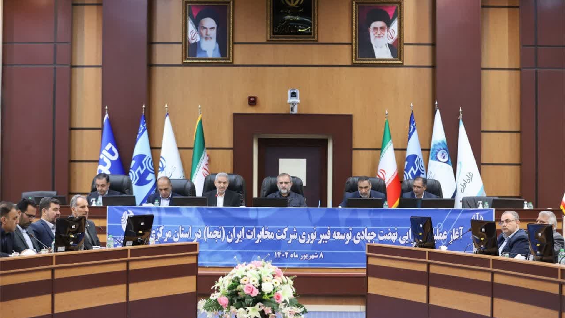 توسعه زیرساخت‌های ارتباطی زیربنای پیشرفت اقتصادی است