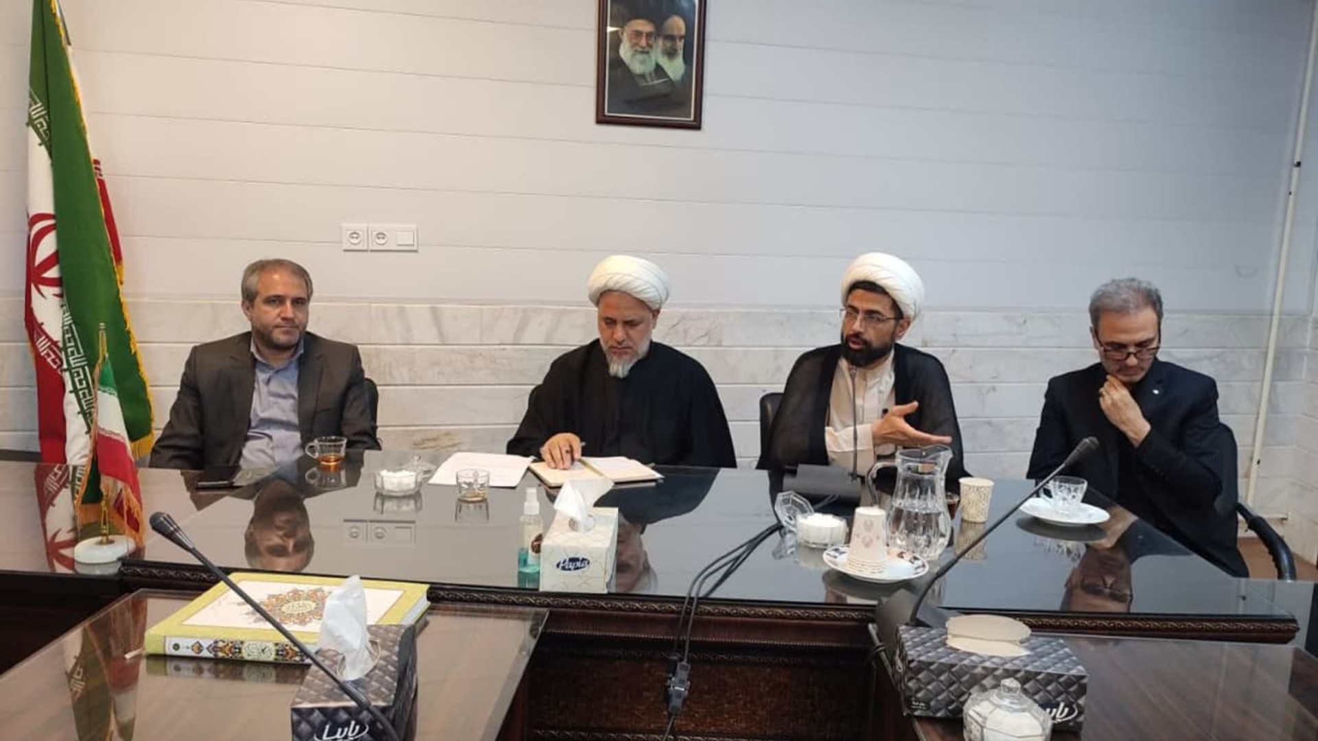 جلسه ستاد امر  به معروف و نهی از منکر شهرستان ساوه