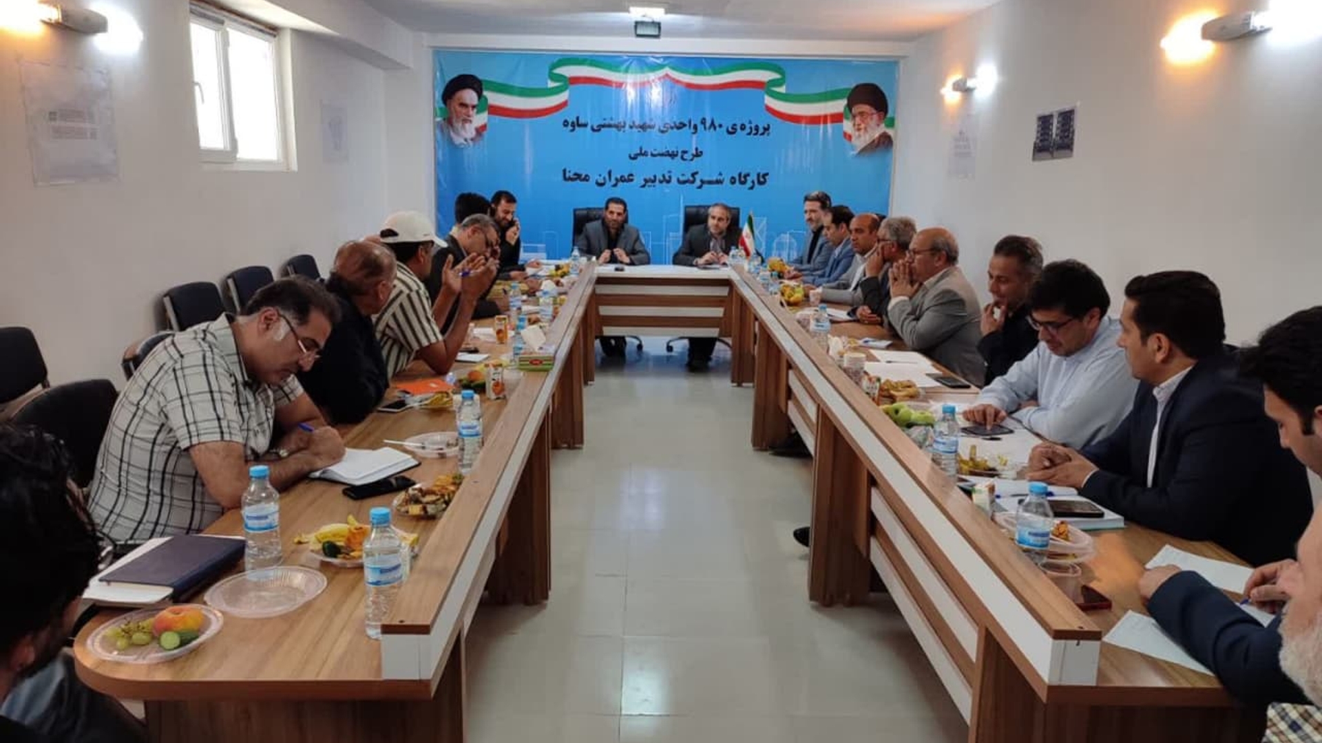 جلسه پاسخگویی به ابهامات موجود نهضت ملی مسکن در ساوه