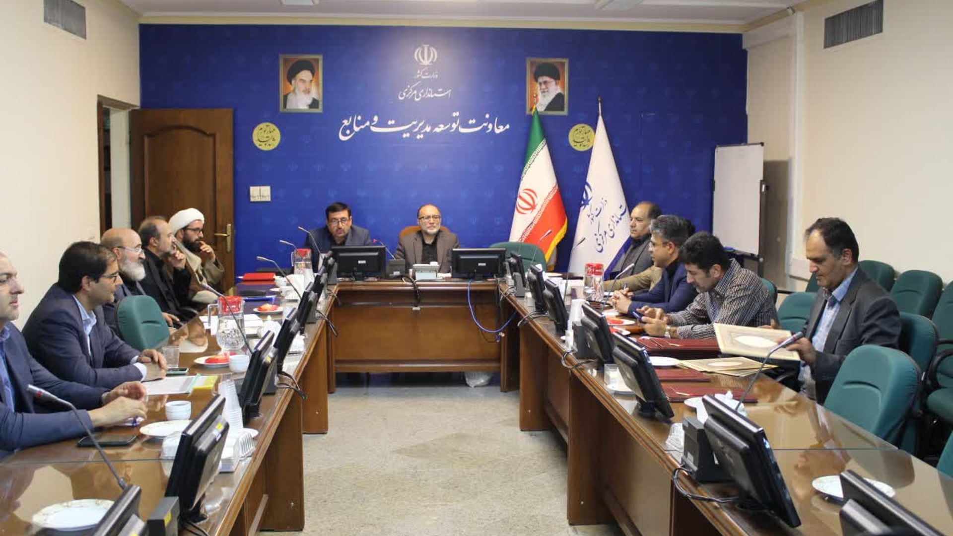 کارگروه بررسی وضعیت فضاهای اقامه نماز در راه های مواصلاتی استان تشکیل شد.