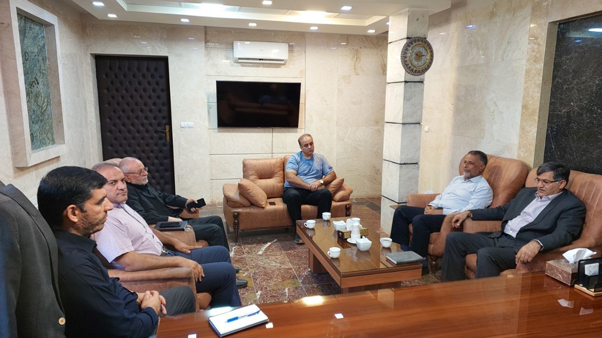 دیدار اعضای هیات مدیره انجمن سنگ محلات با سرپرست فرمانداری