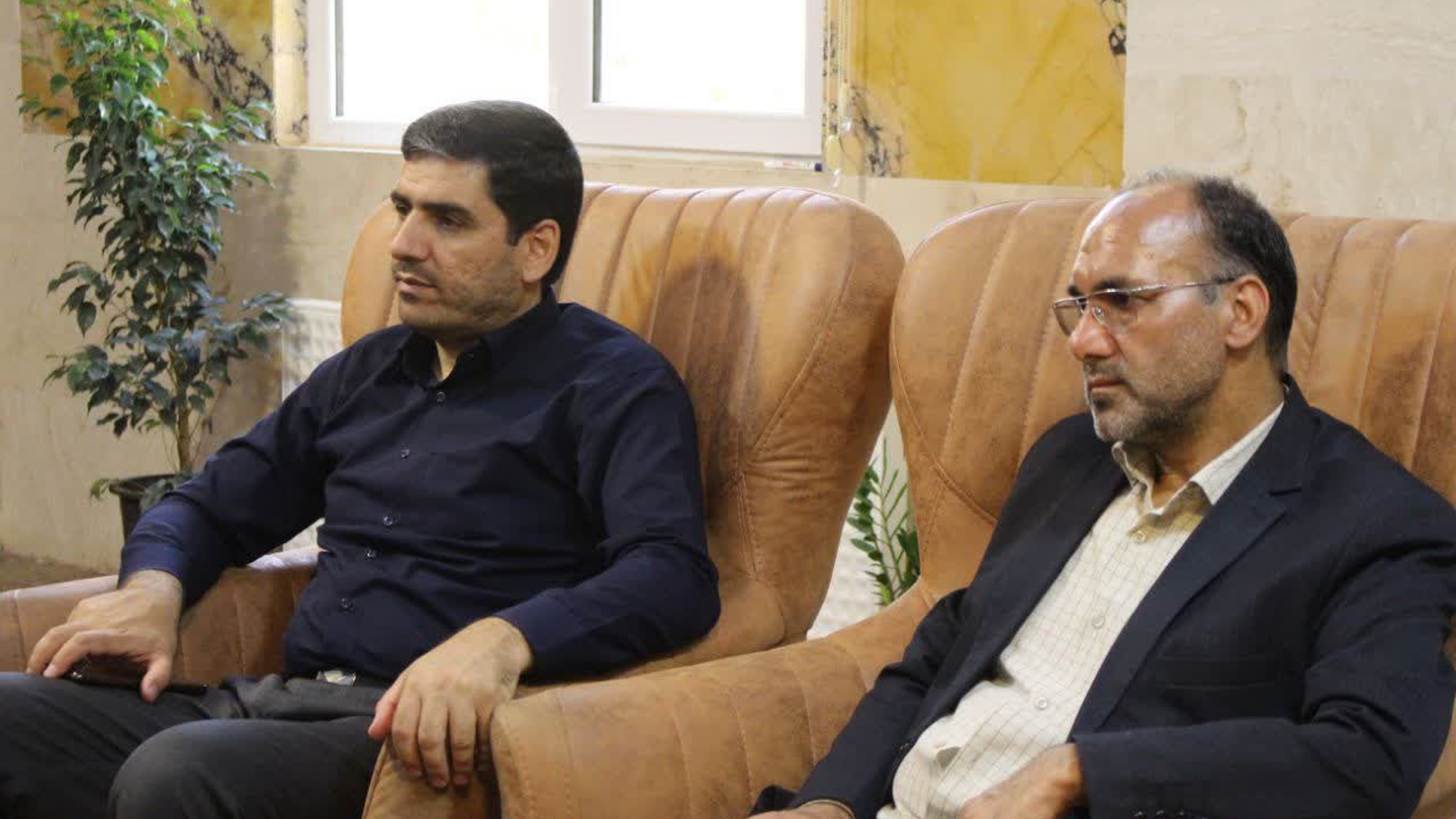 برگزاری نشست بررسی مسائل و مشکلات روستاهای دارای دهیاری و فاقد دهیاری شهرستان محلات