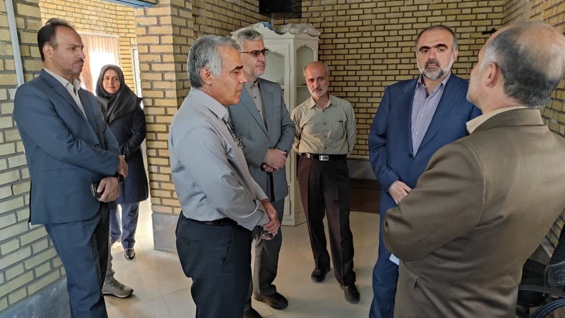 فرماندار و معاون سازمان برنامه وبودجه کشور از سیلوی قورچی باشی بازدید کردند