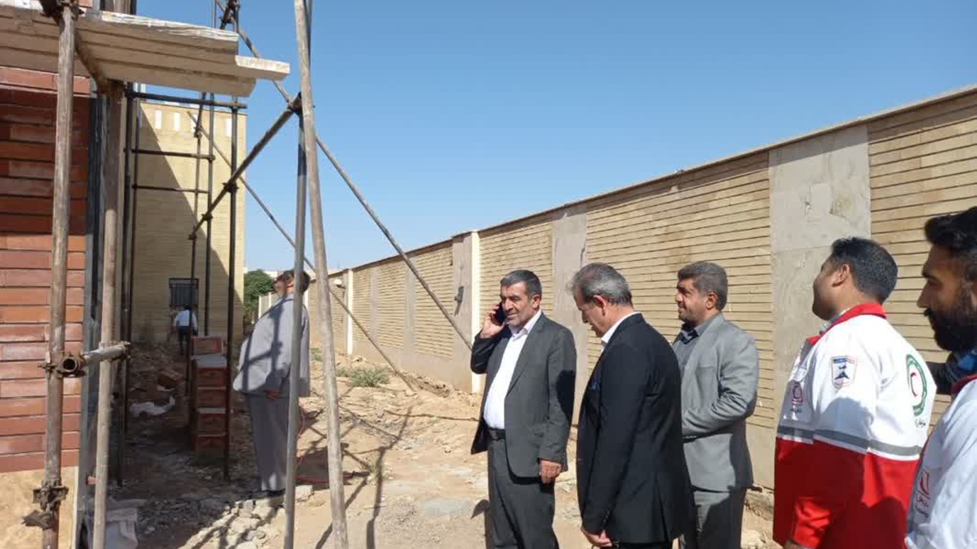 بازدید فرماندار از اتاق های پشتیبانی سالن آمفی تئاتر اداره فرهنگ  و ارشاد