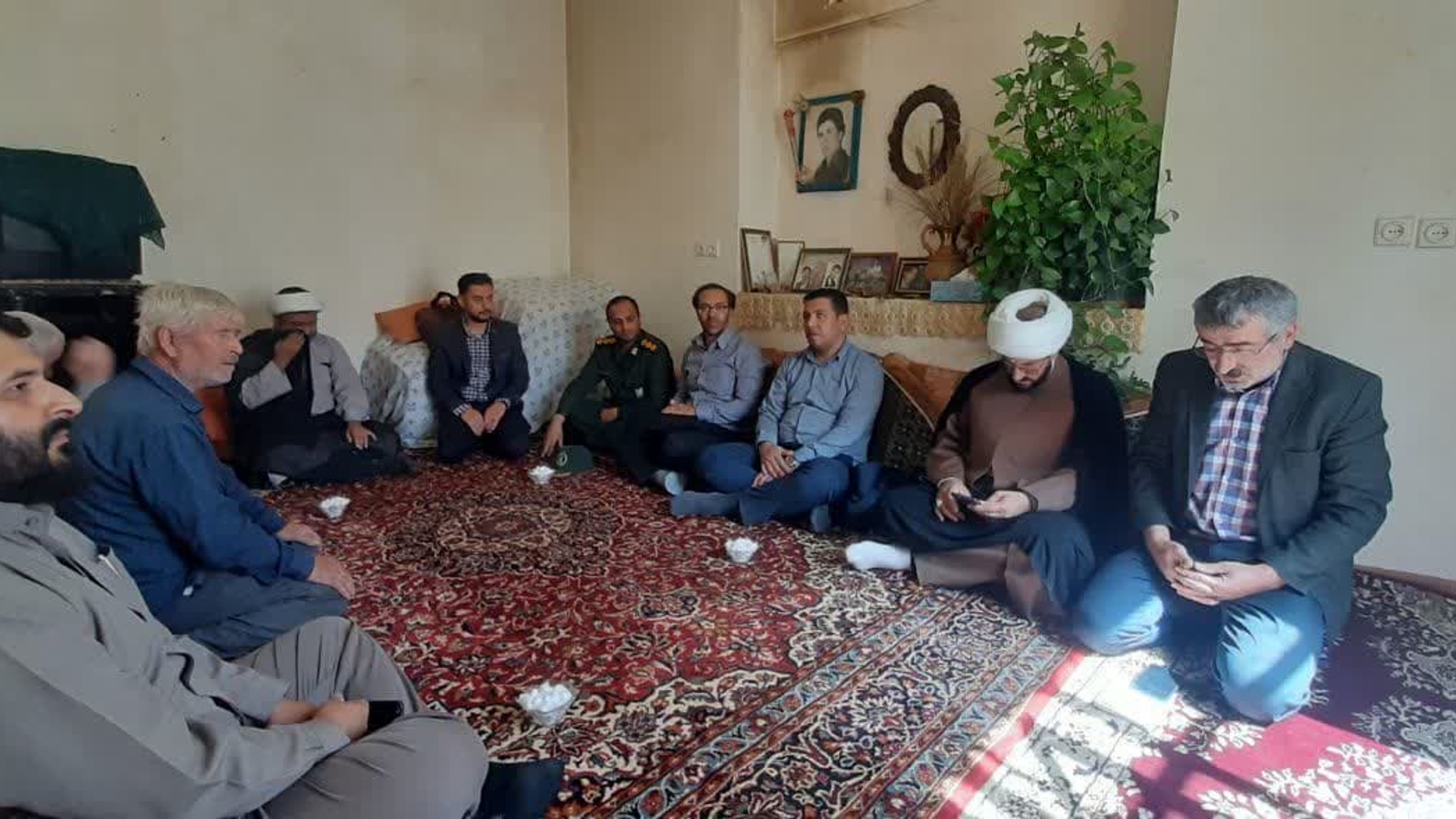 دیدار با خانواده شهدا و جانبازان روستای هفتان