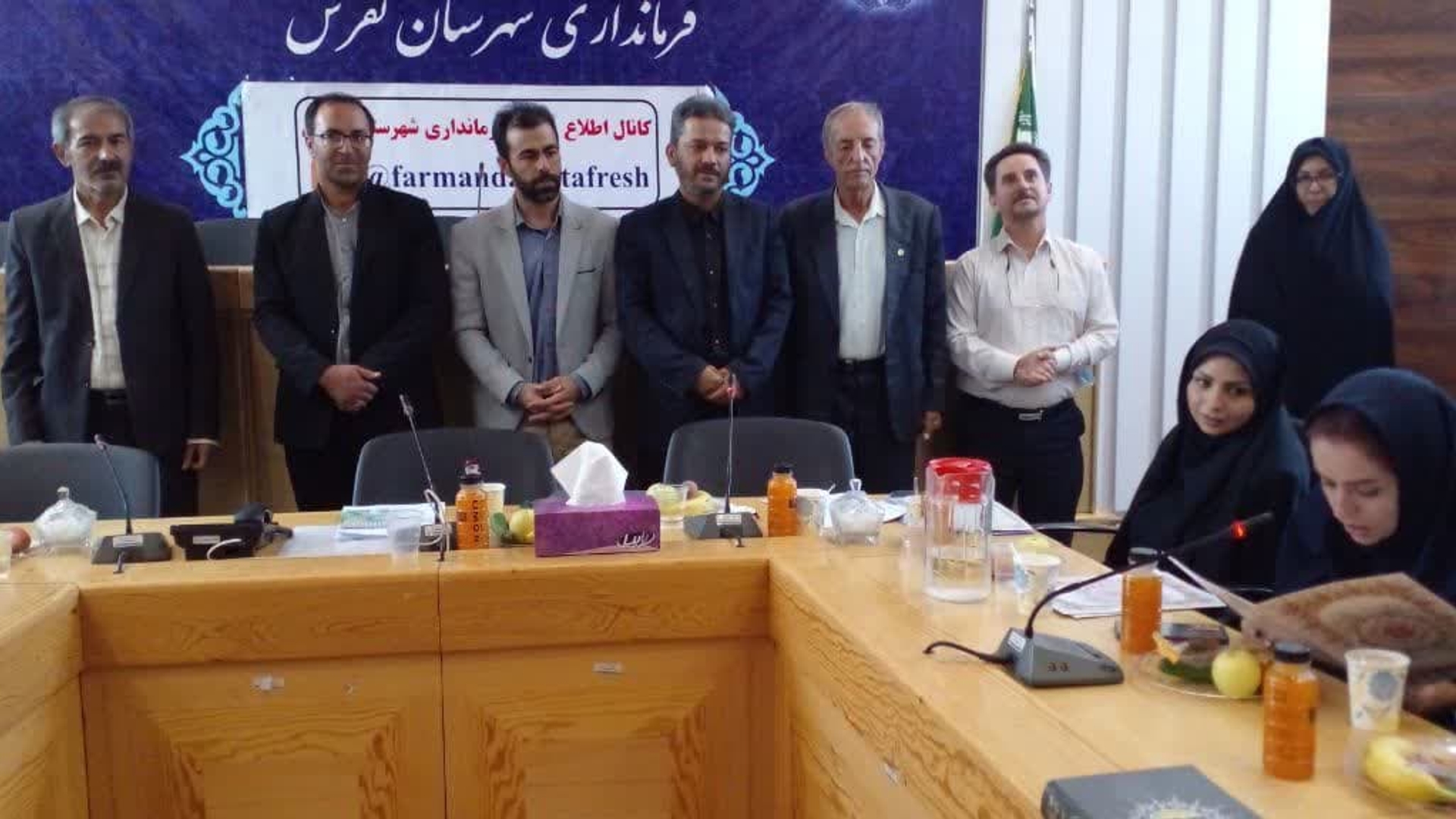 نشست صمیمی فرماندار شهرستان تفرش جناب دکتر اتابکی با اداره ورزش و جوانان،روسای هیات های ورزشی و سمن ها