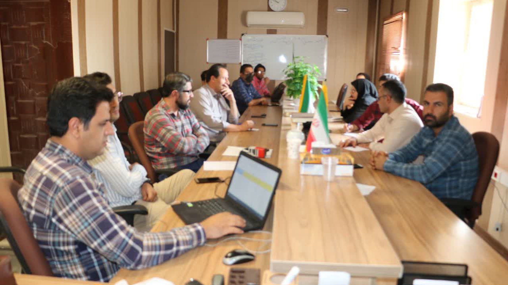 چهارمین جلسه ارزیابی عملکرد عمرانی دهیاری های استان مرکزی در قالب برگزاری جلسات رصد و پایش