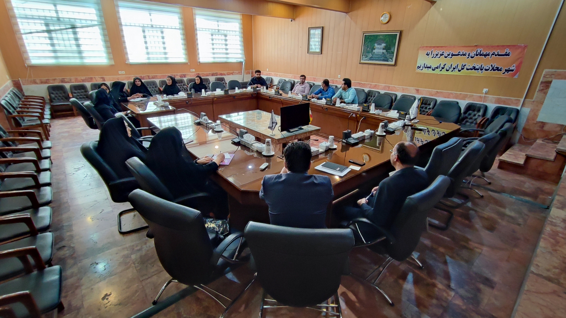 جلسه هماهنگی برگزاری نمایشگاه توانمندی های روستایی و روز ملی عشایر و روستا