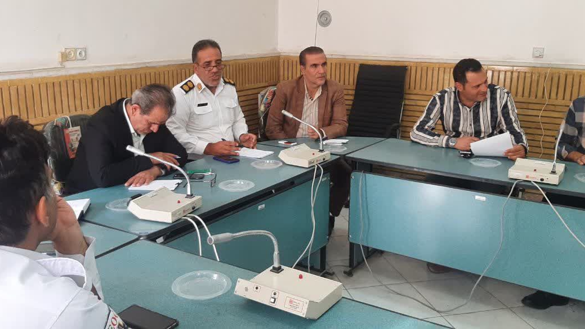 برگزاری کارگاه آموزشی با عنوان دوره های مشارکتی ویژه دهیاران بخش های مرکزی و زاویه شهرستان زرندیه