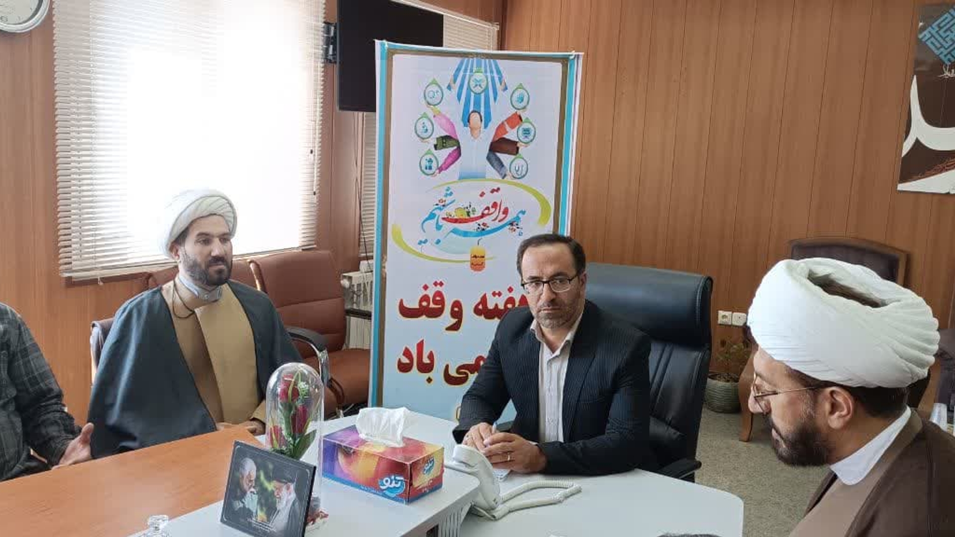 دیدار مدیر اوقاف شهرستان با فرماندار بمناسبت هفته وقف