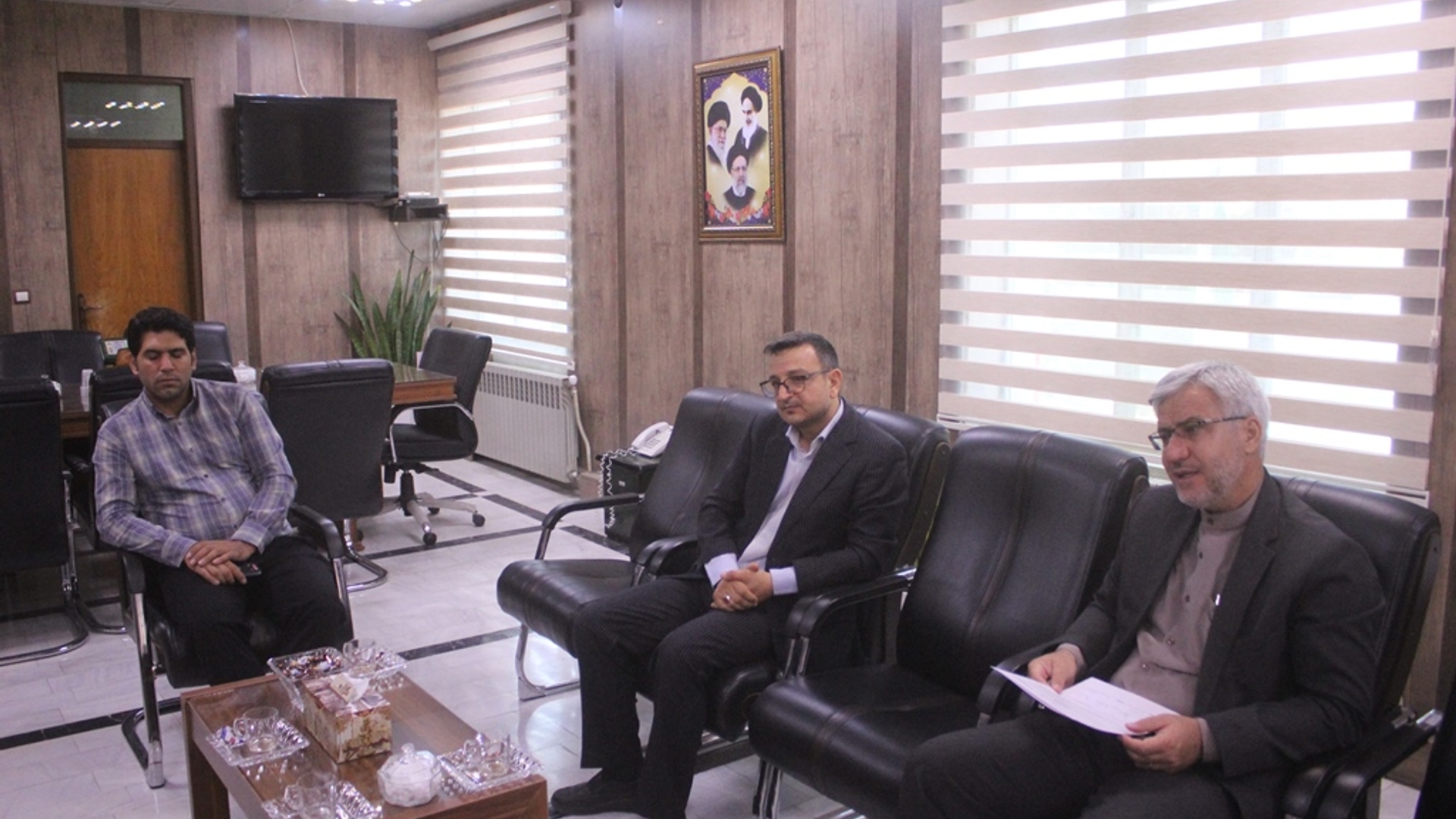 نشست هم اندیشی راه اندازی مدارس قرآنی در شهرستان خمین برگزار شد